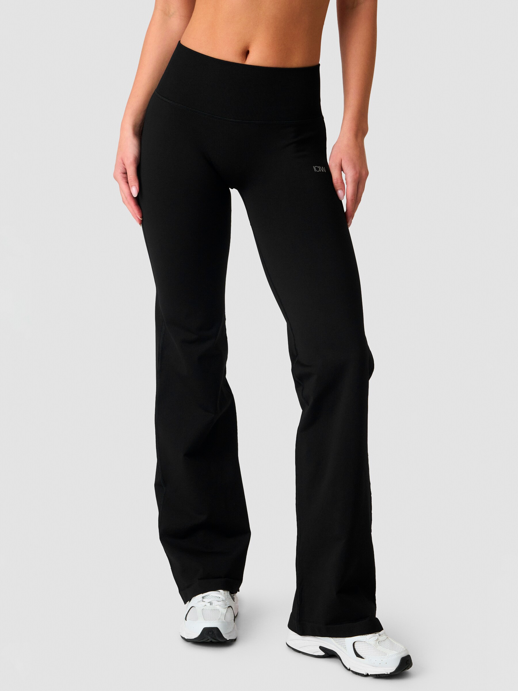 
ICANIWILL, 
DEFINE SEAMLESS STRAIGHT PANTS W, 
Detail 1
