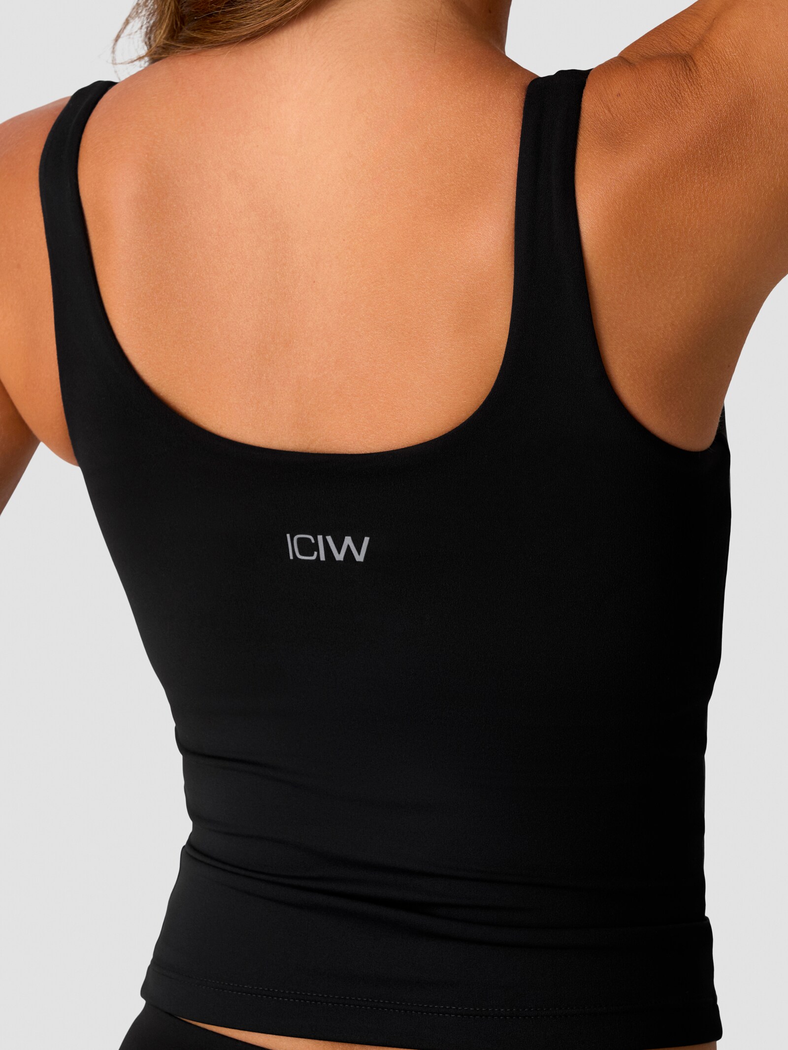 ICANIWILL, LUXE 2-IN-1 TANK TOP W