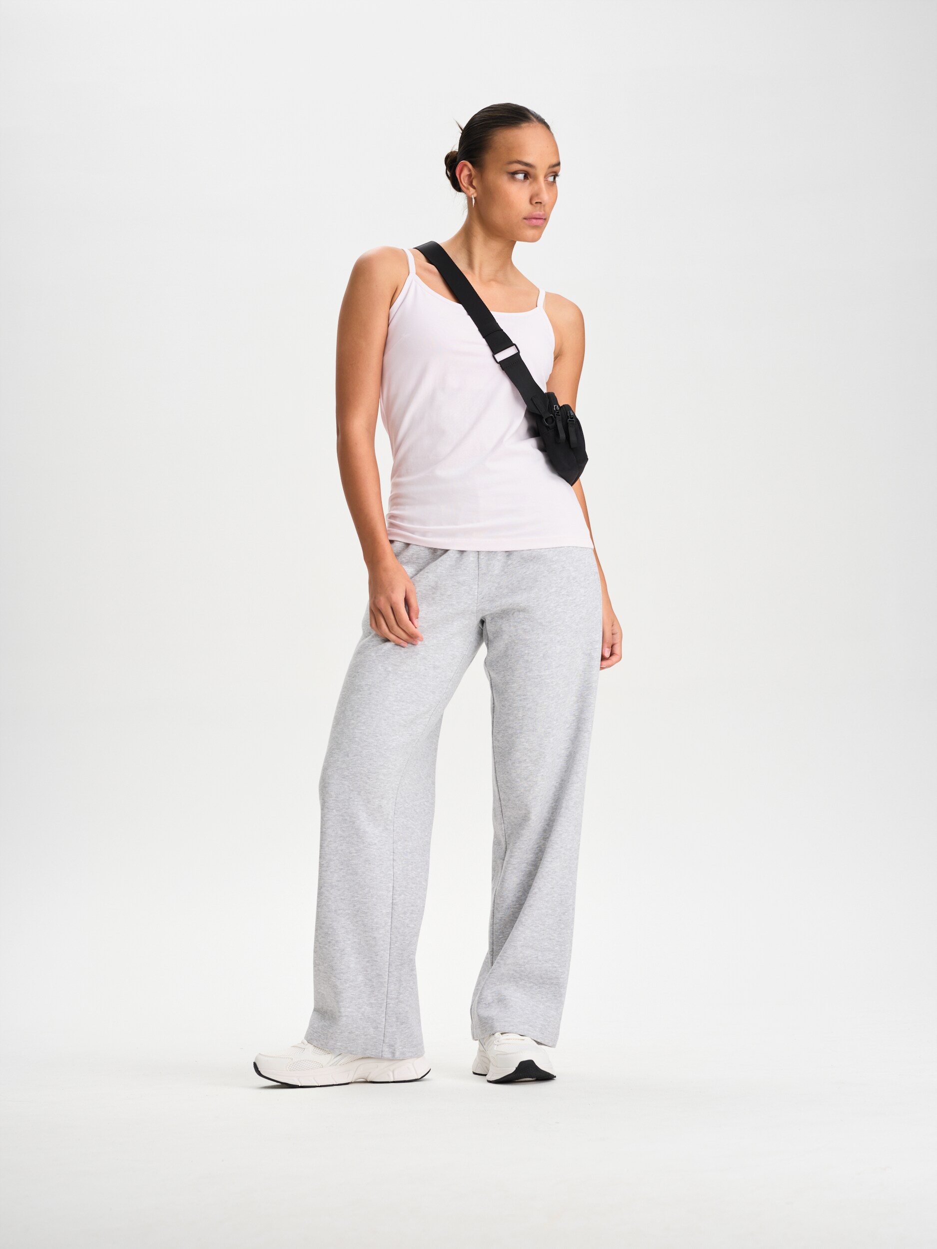 SOC, W SLIM FIT STRAP SINGLET