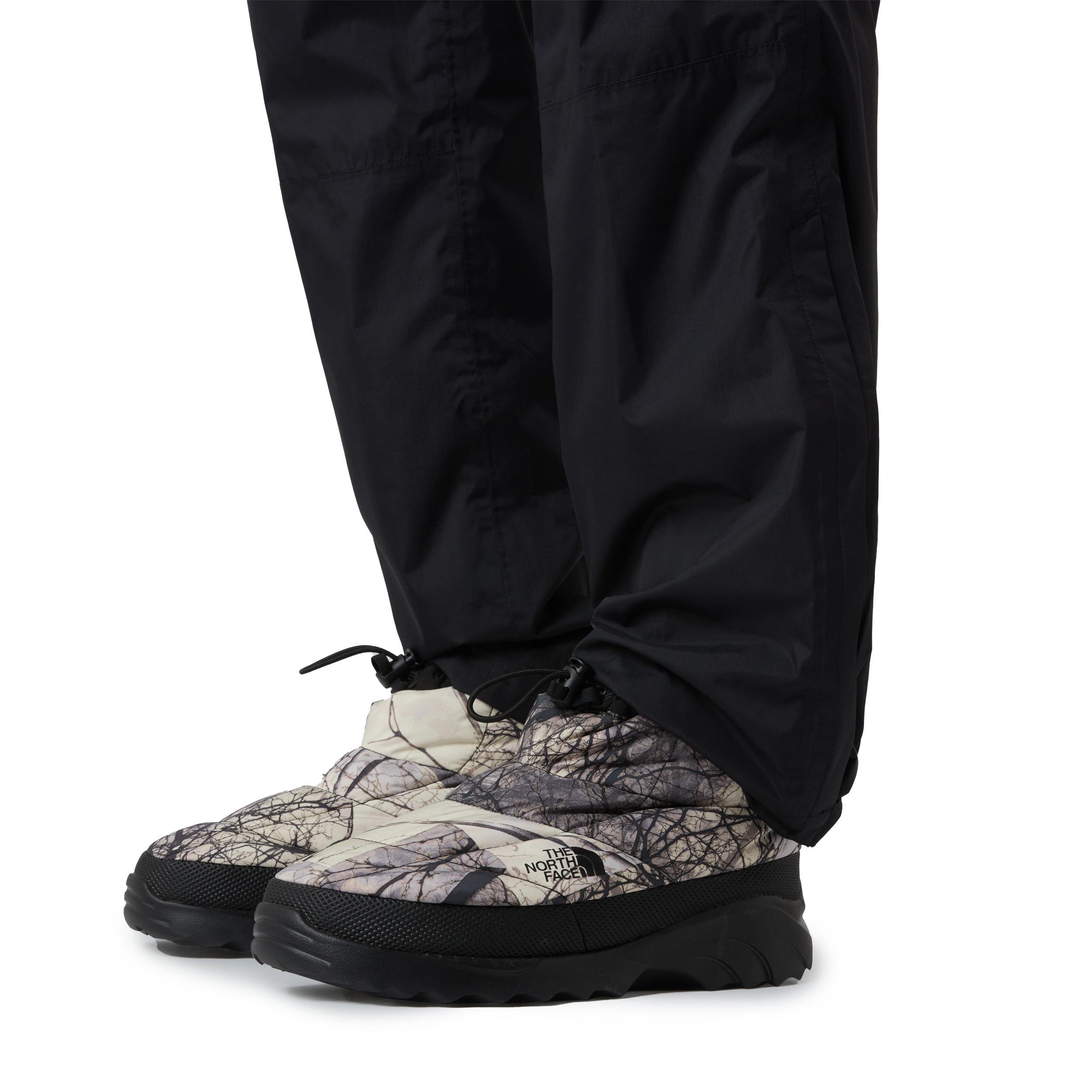 
THE NORTH FACE, 
U NUPTSE TRACTION CHUKKA, 
Detail 1
