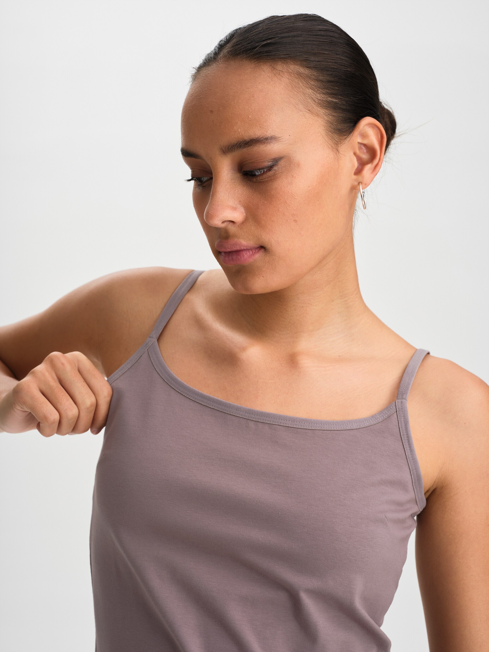 SOC, W SLIM FIT STRAP SINGLET