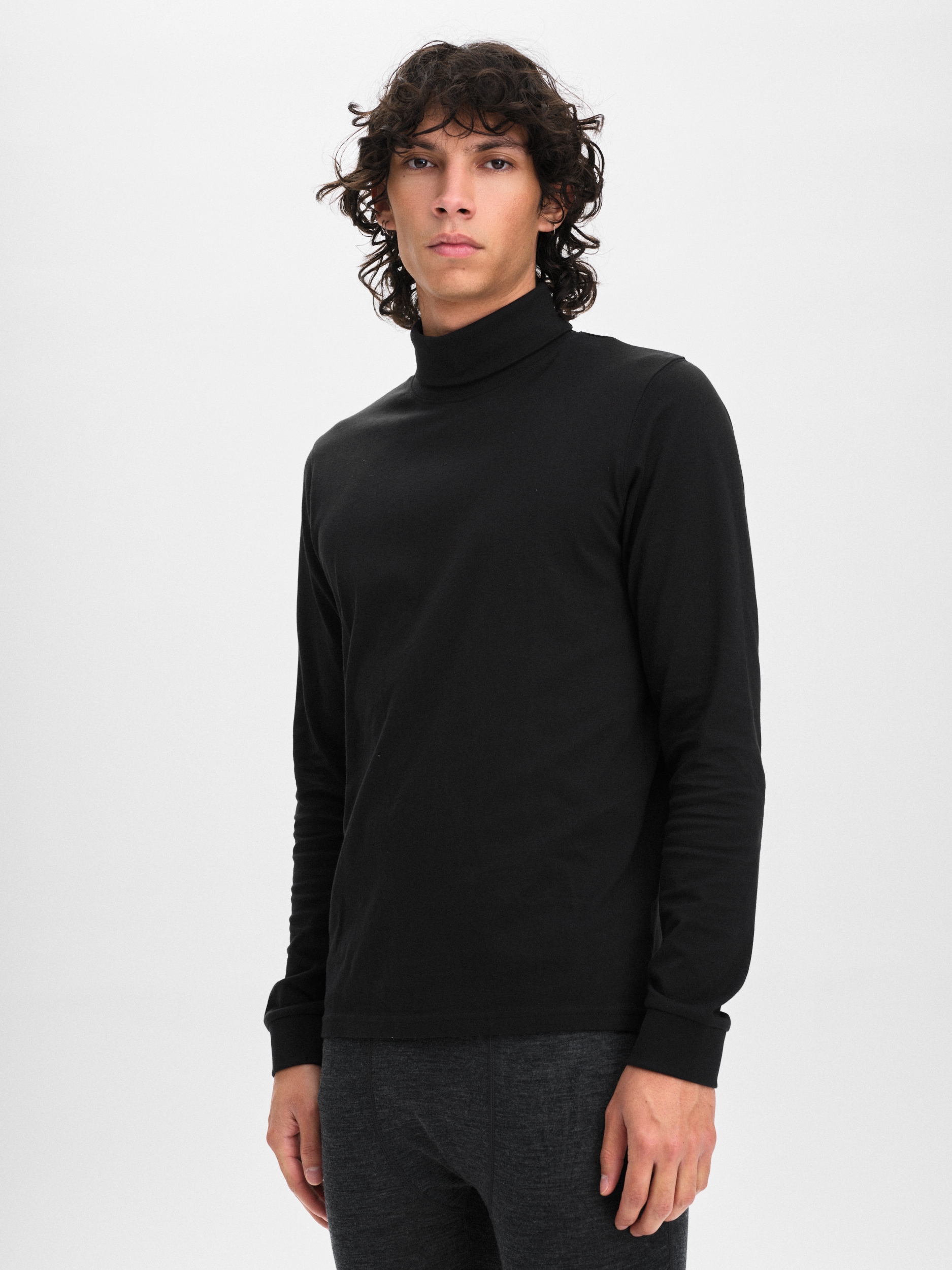 
EVEREST, 
M ROLLNECK UW SHIRT, 
Detail 1
