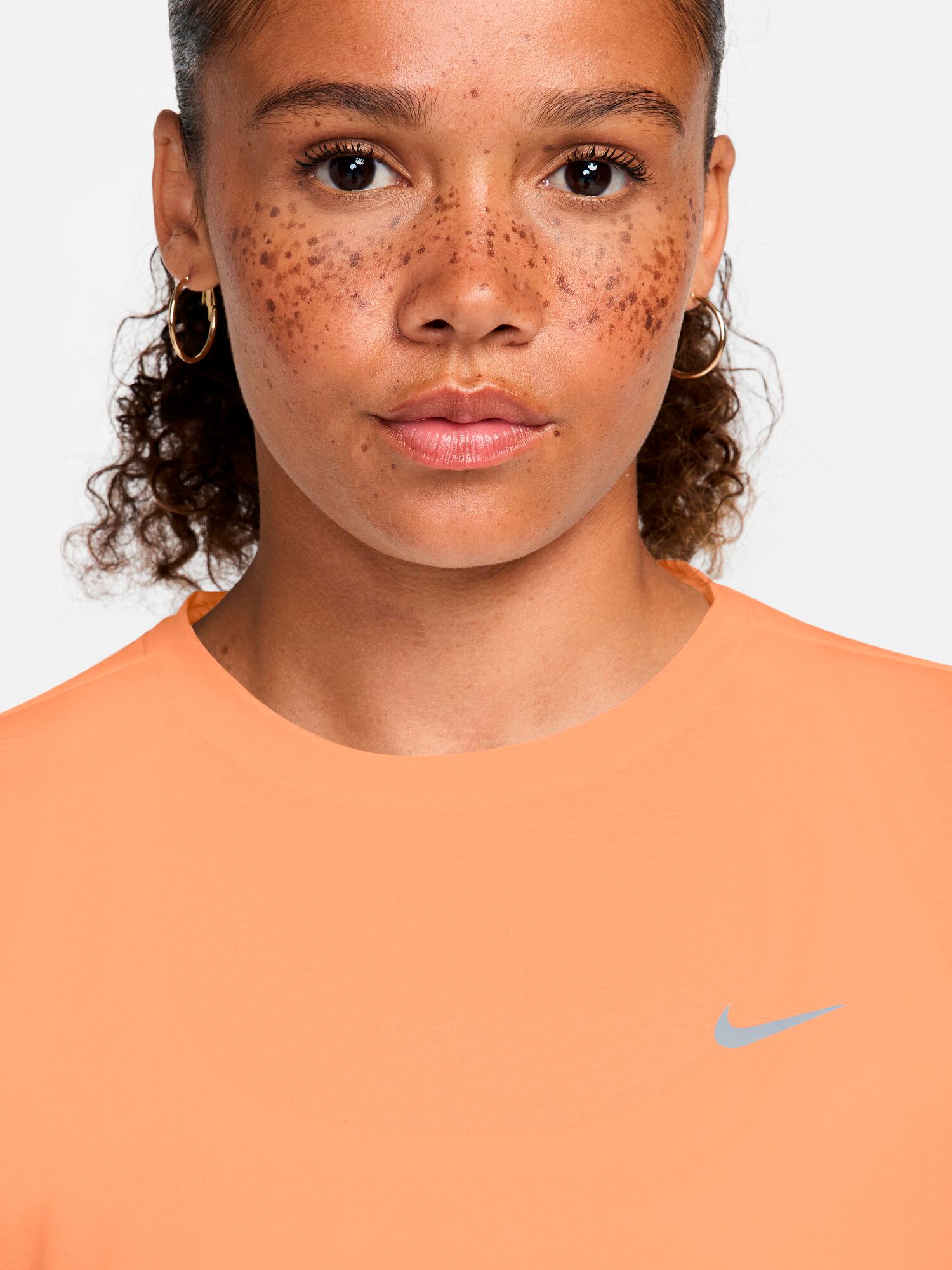 NIKE, W NK SWIFT NVLT BRTHE SS TOP