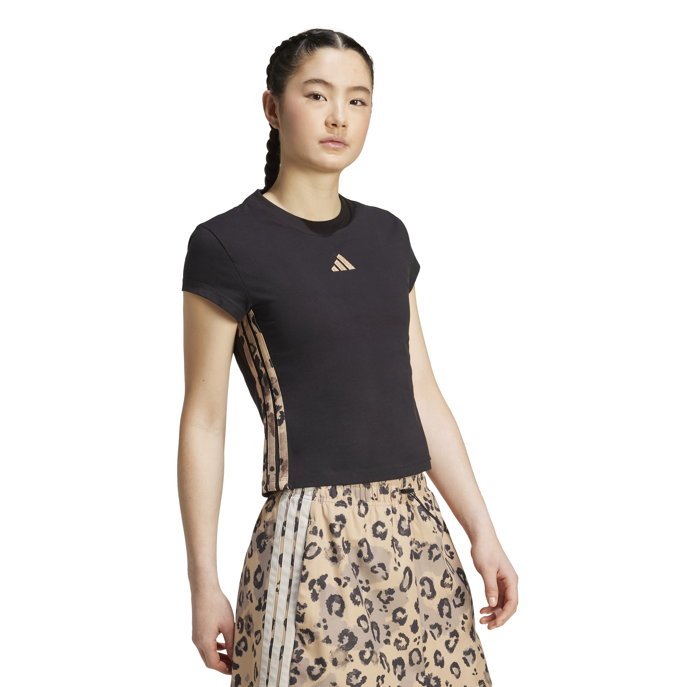 
ADIDAS, 
W Aop Tee, 
Detail 1
