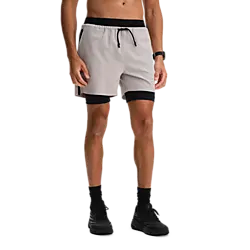 M Train Shorts - Grey Beige Model01 Small1x1