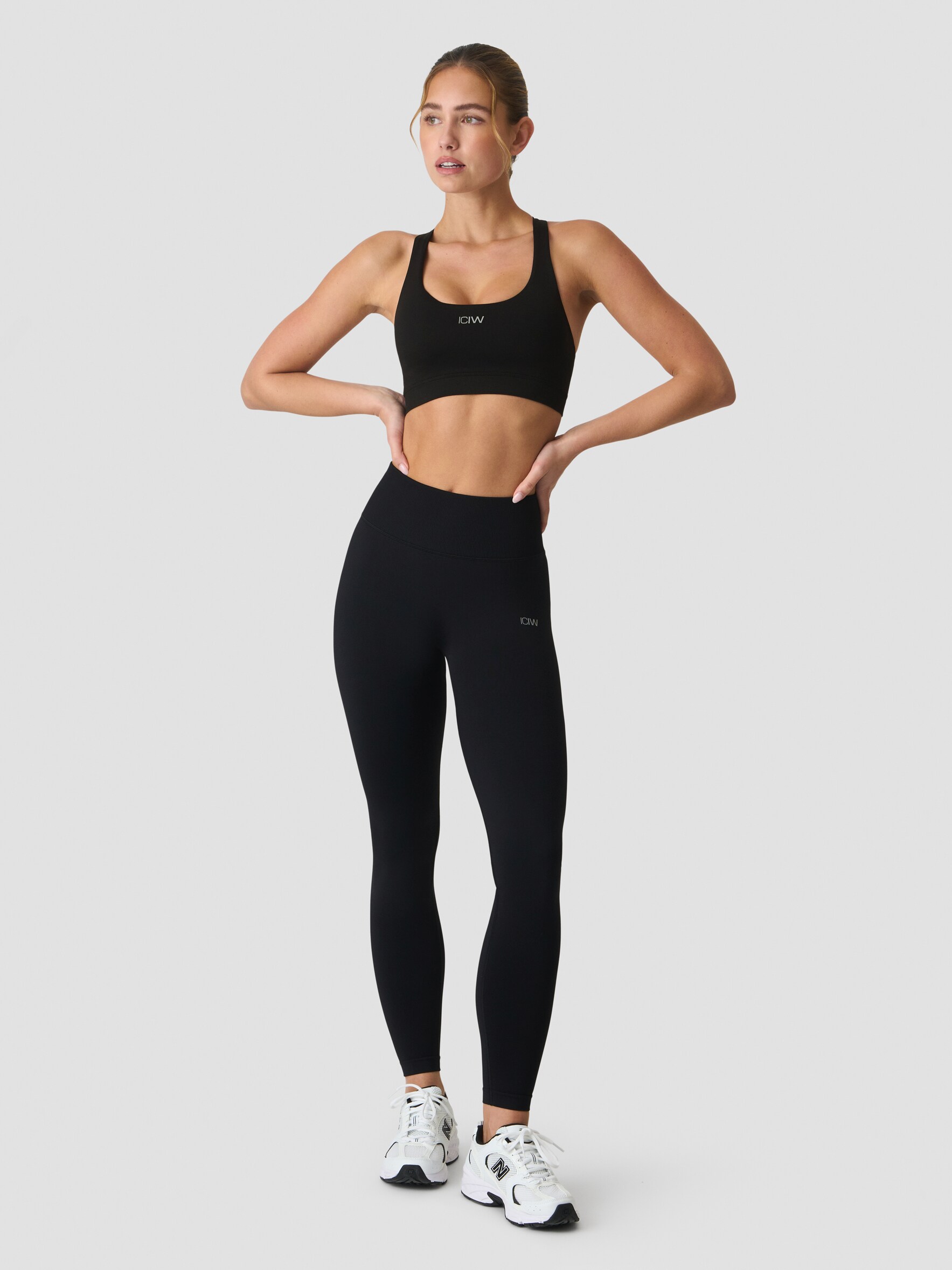 ICANIWILL, DEFINE SEAMLESS RACER BACK SPORTS BRA W