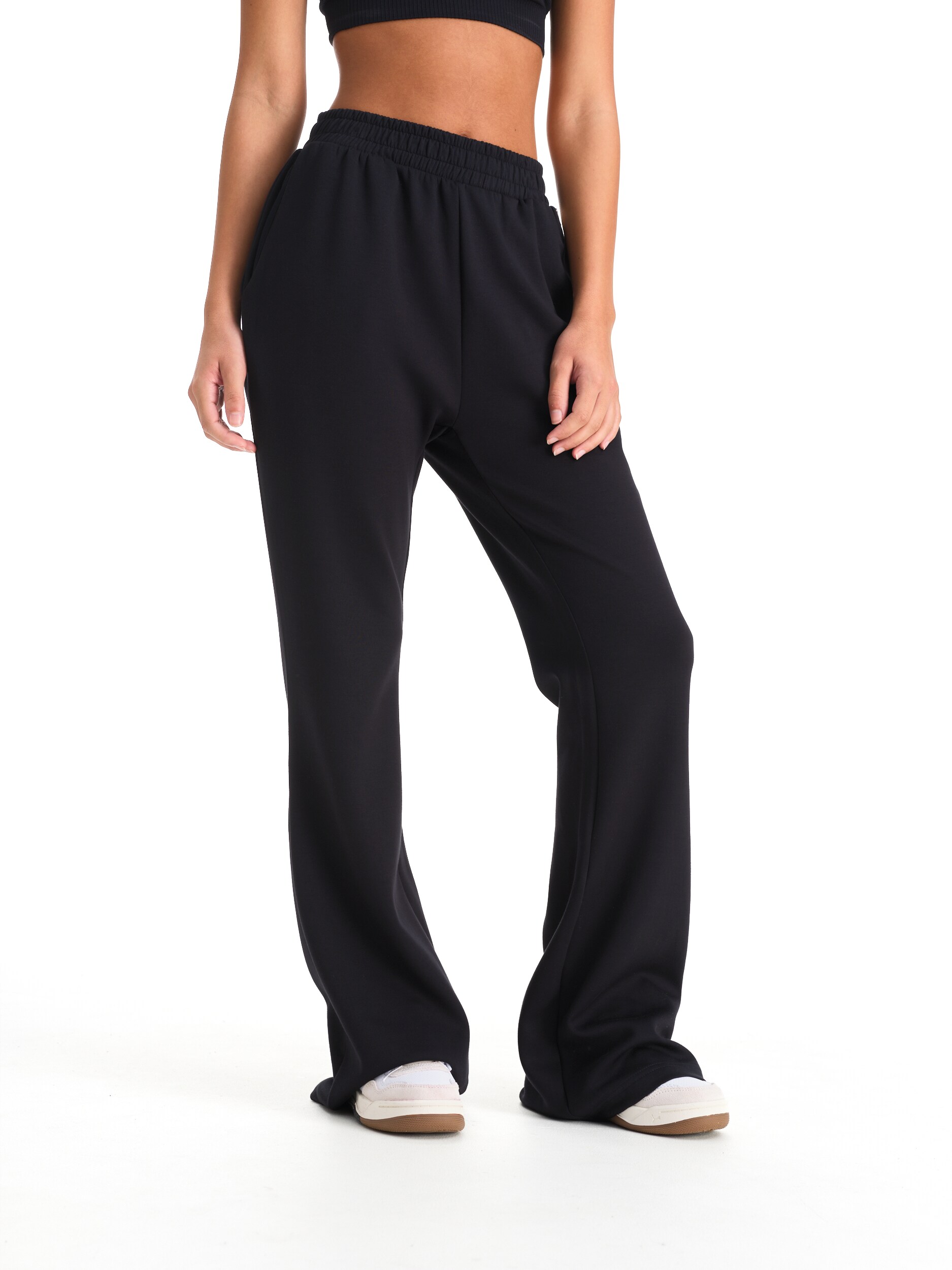 
LE DON DE VIE, 
Lounge Pant Flare W, 
Detail 1
