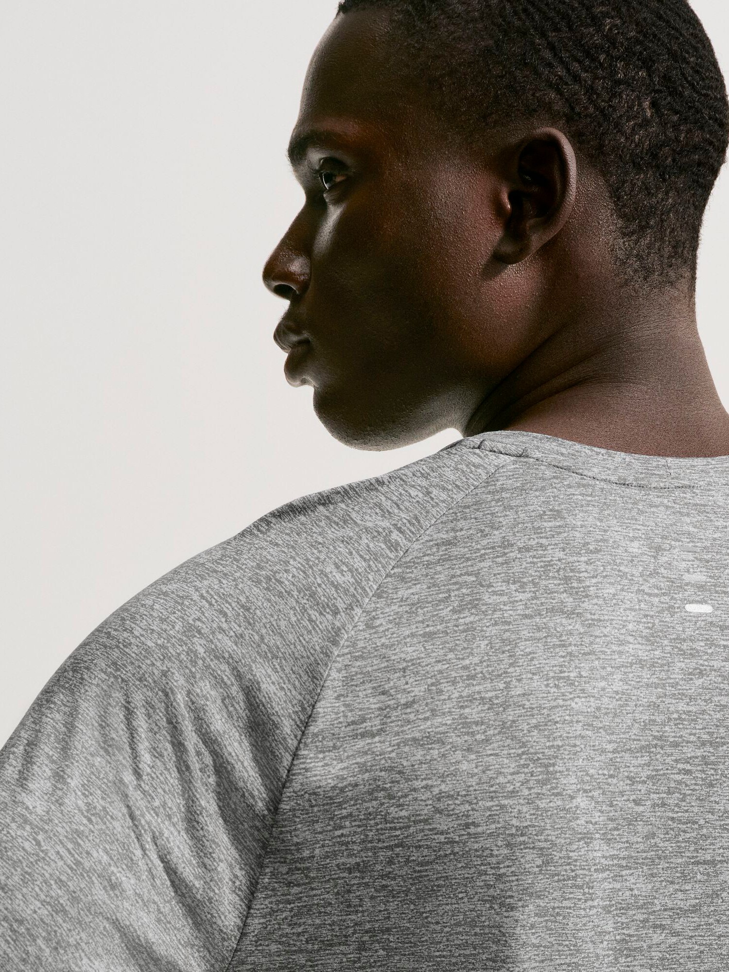 NIKE, M Nk Dfadv Stride Ss Top