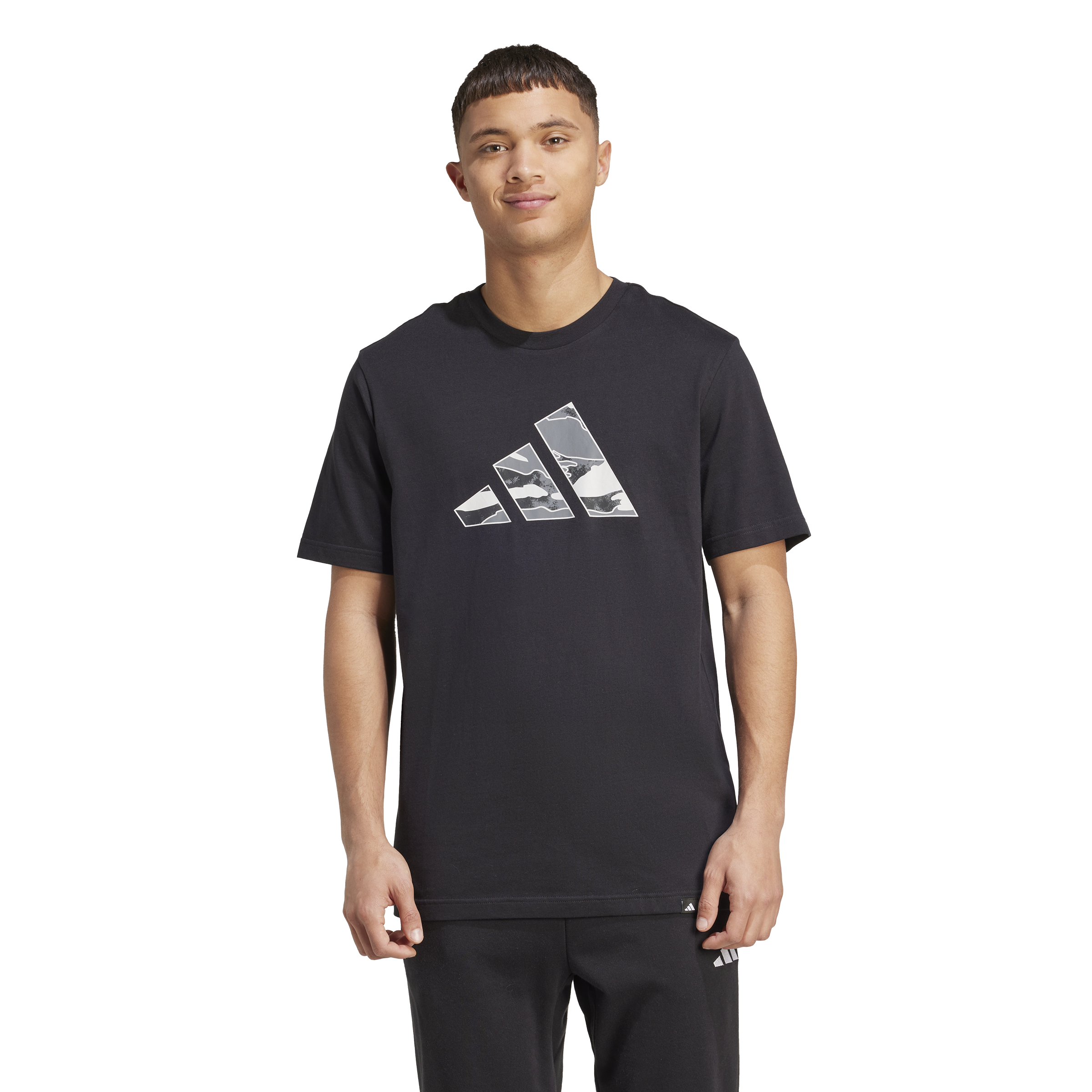 
ADIDAS, 
M CAMO LOGO T, 
Detail 1
