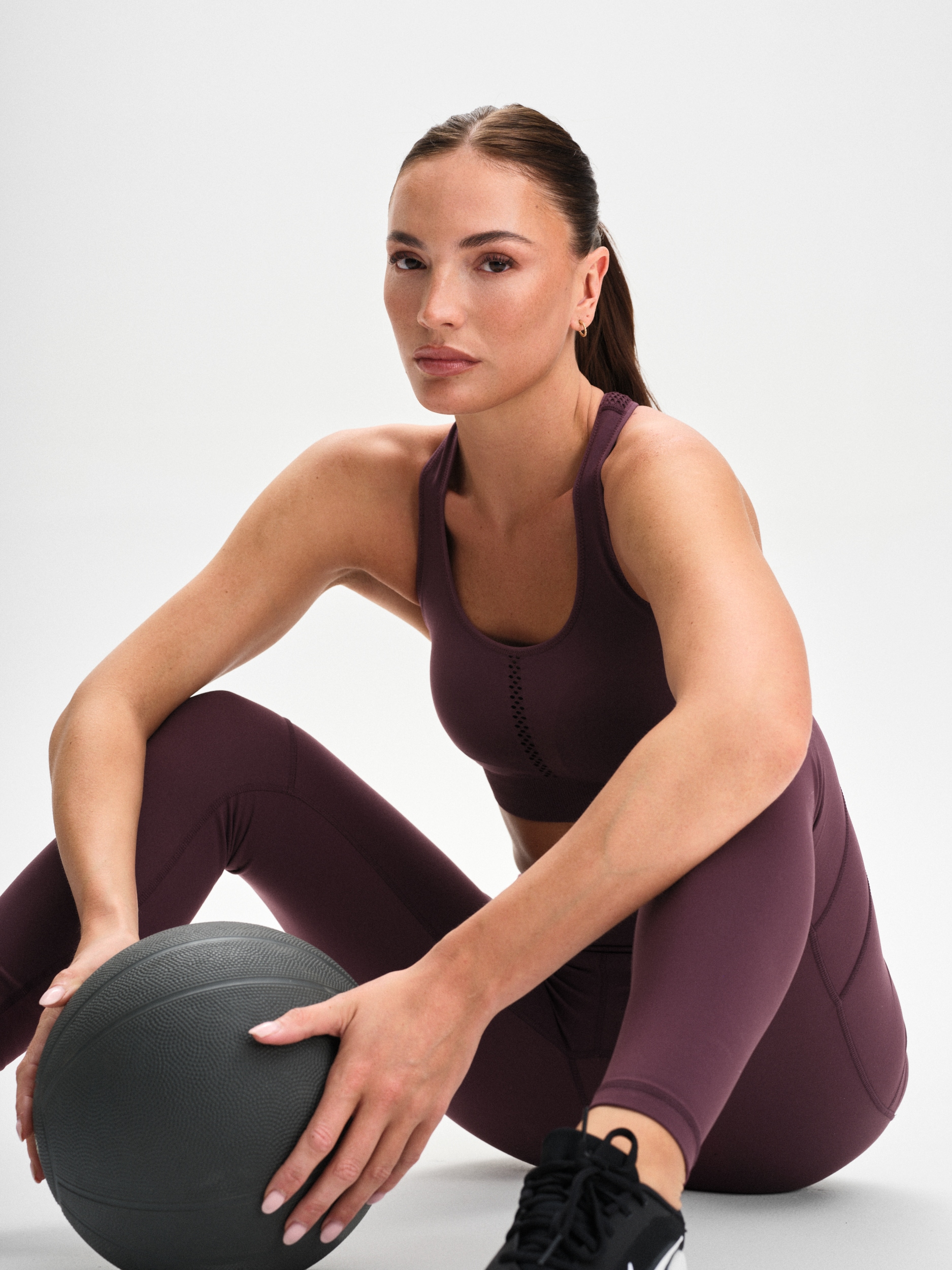 SOC, W Medium Active Bra 2
