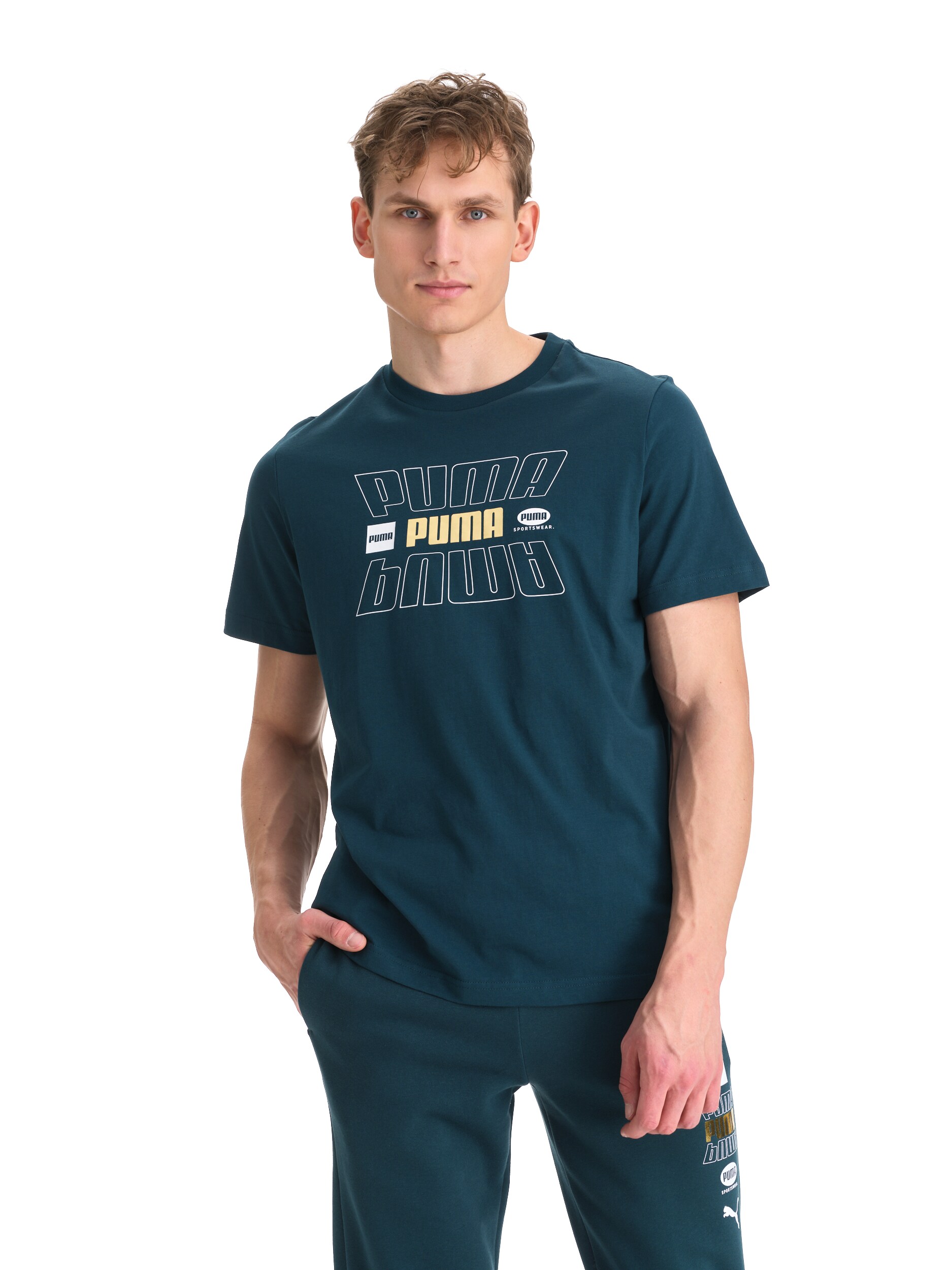 
PUMA, 
M Ess Logo Lab Tee Holiday, 
Detail 1
