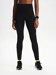W Run Motion Tights - BLACK Model01 Small1x1