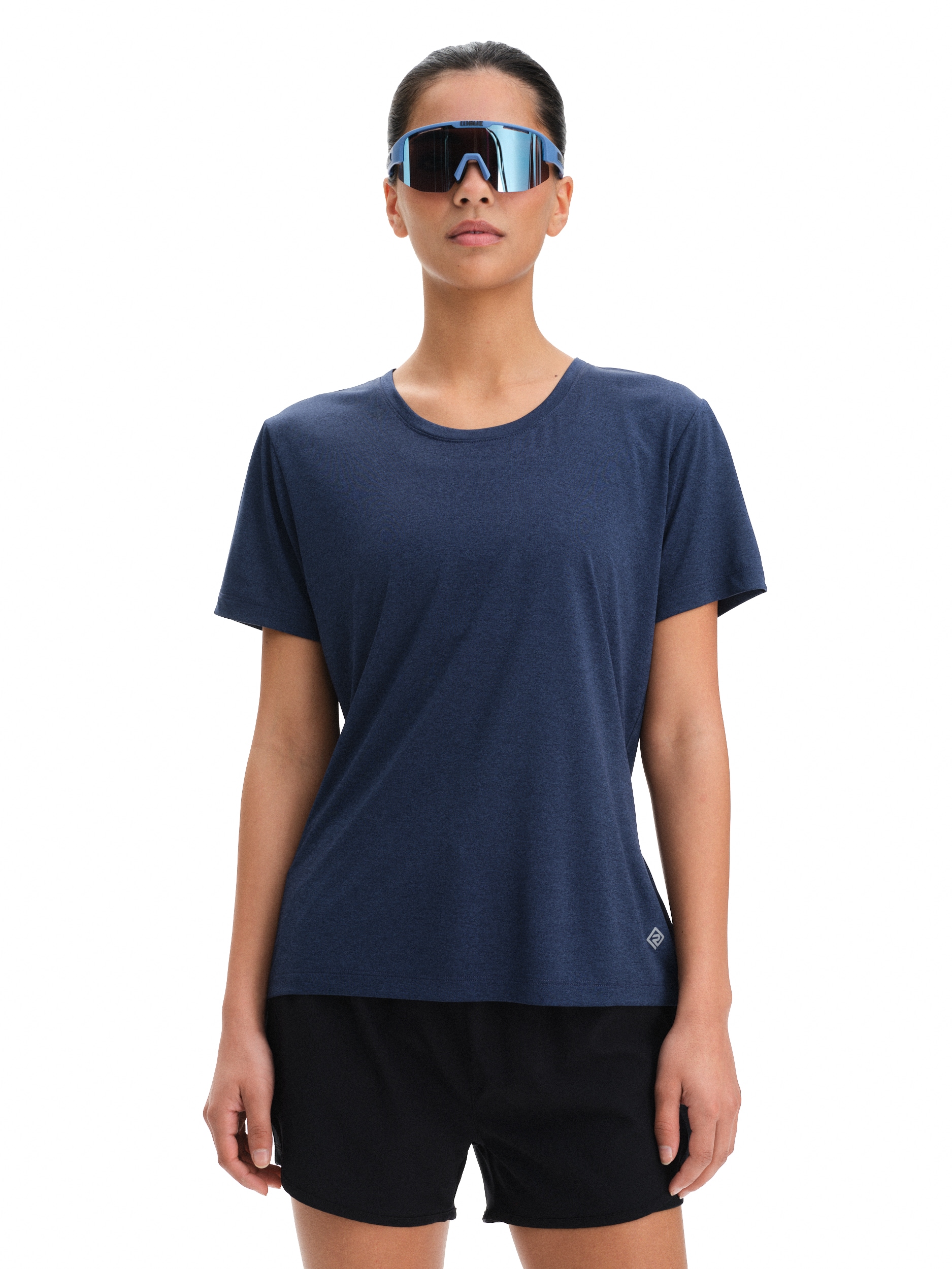 
RONHILL, 
Run Tee W, 
Detail 1
