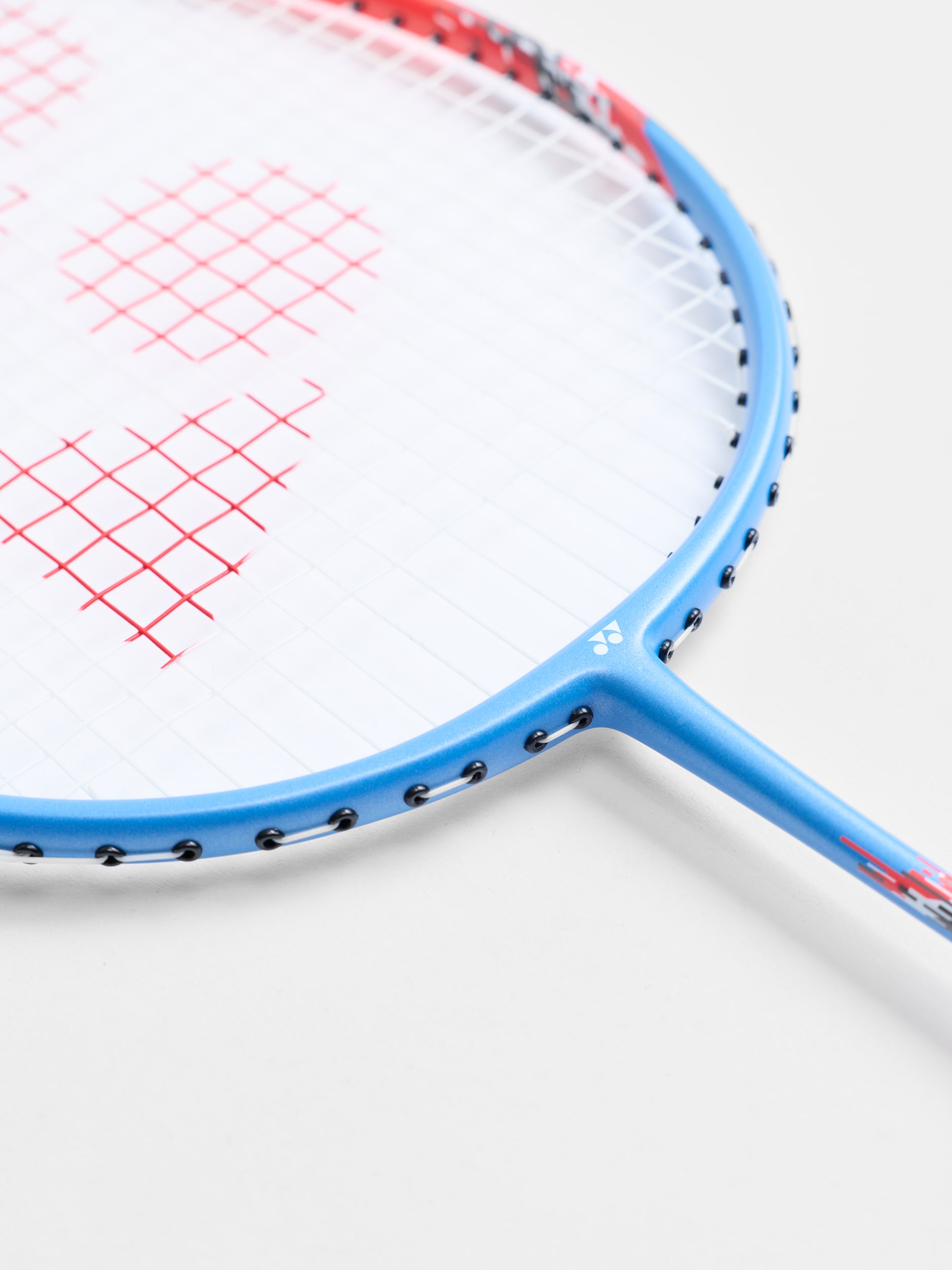 YONEX, Nanoflare E13