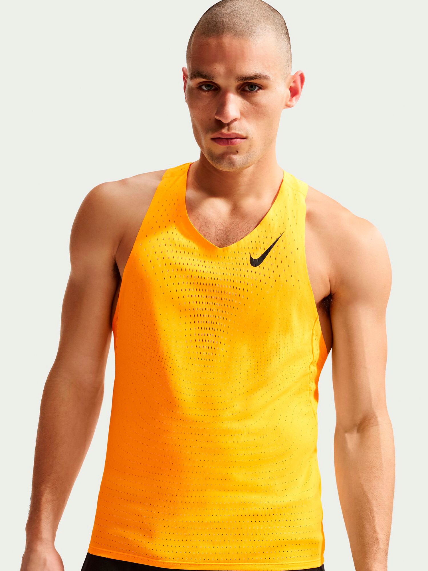 
NIKE, 
M Aeroswift Singlet, 
Detail 1
