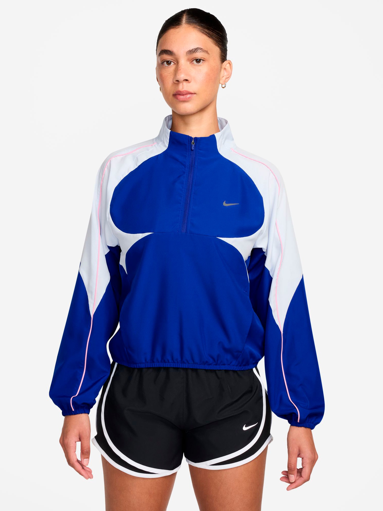 
NIKE, 
W NK TEMPO SWSH JACKET, 
Detail 1
