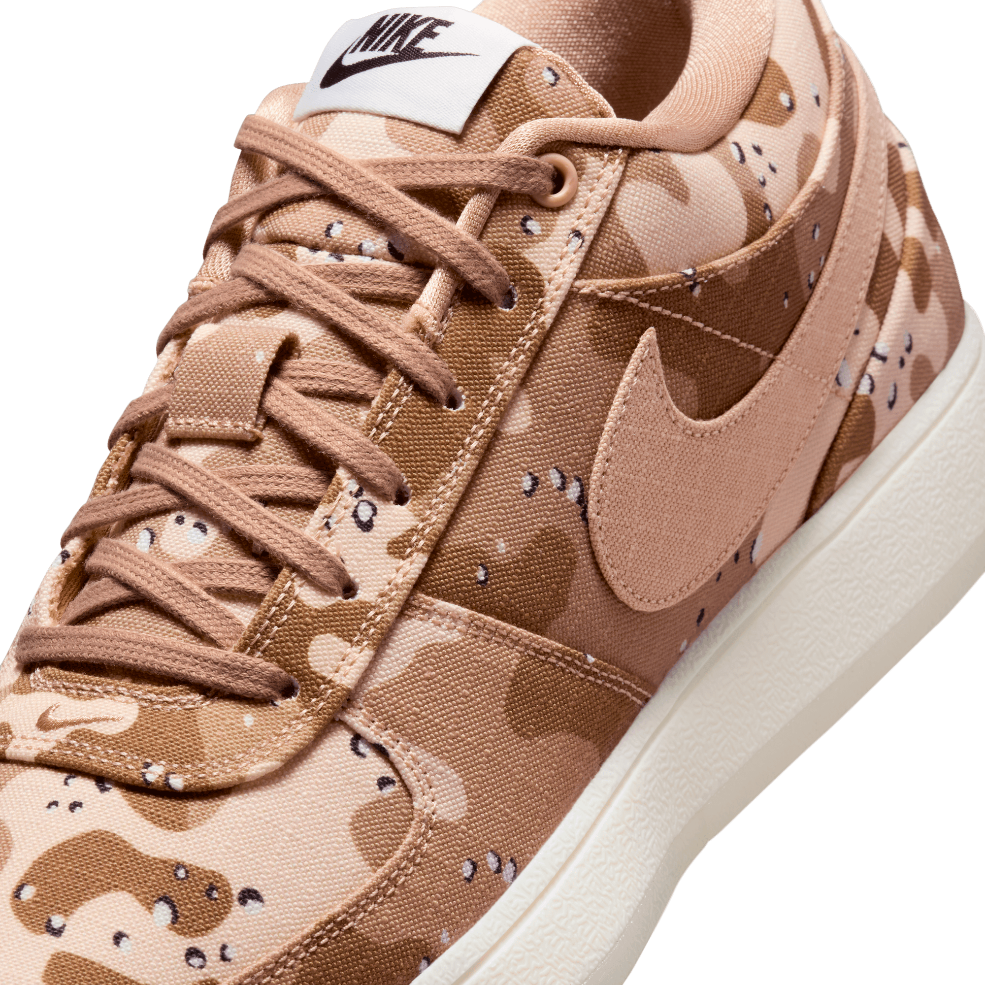 NIKE, Book 1 Desert Camo