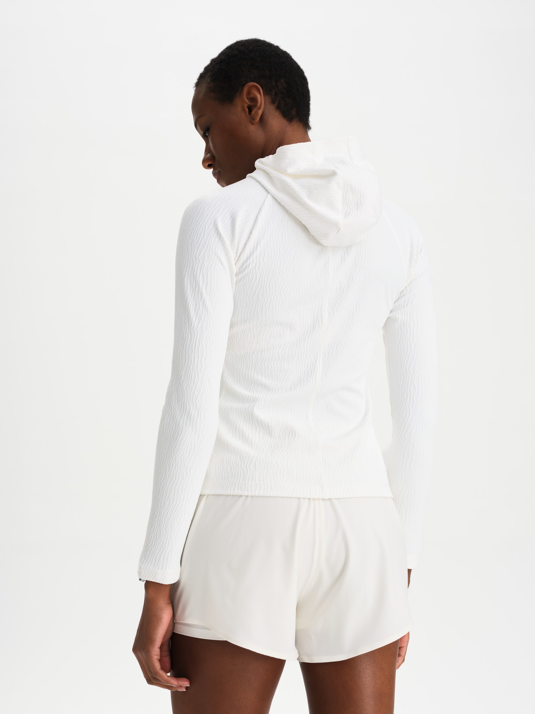 SOC, W RUN PACE HOOD