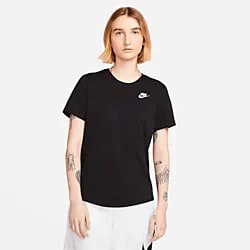 W Nsw Tee Club - Black Model01 Small1x1