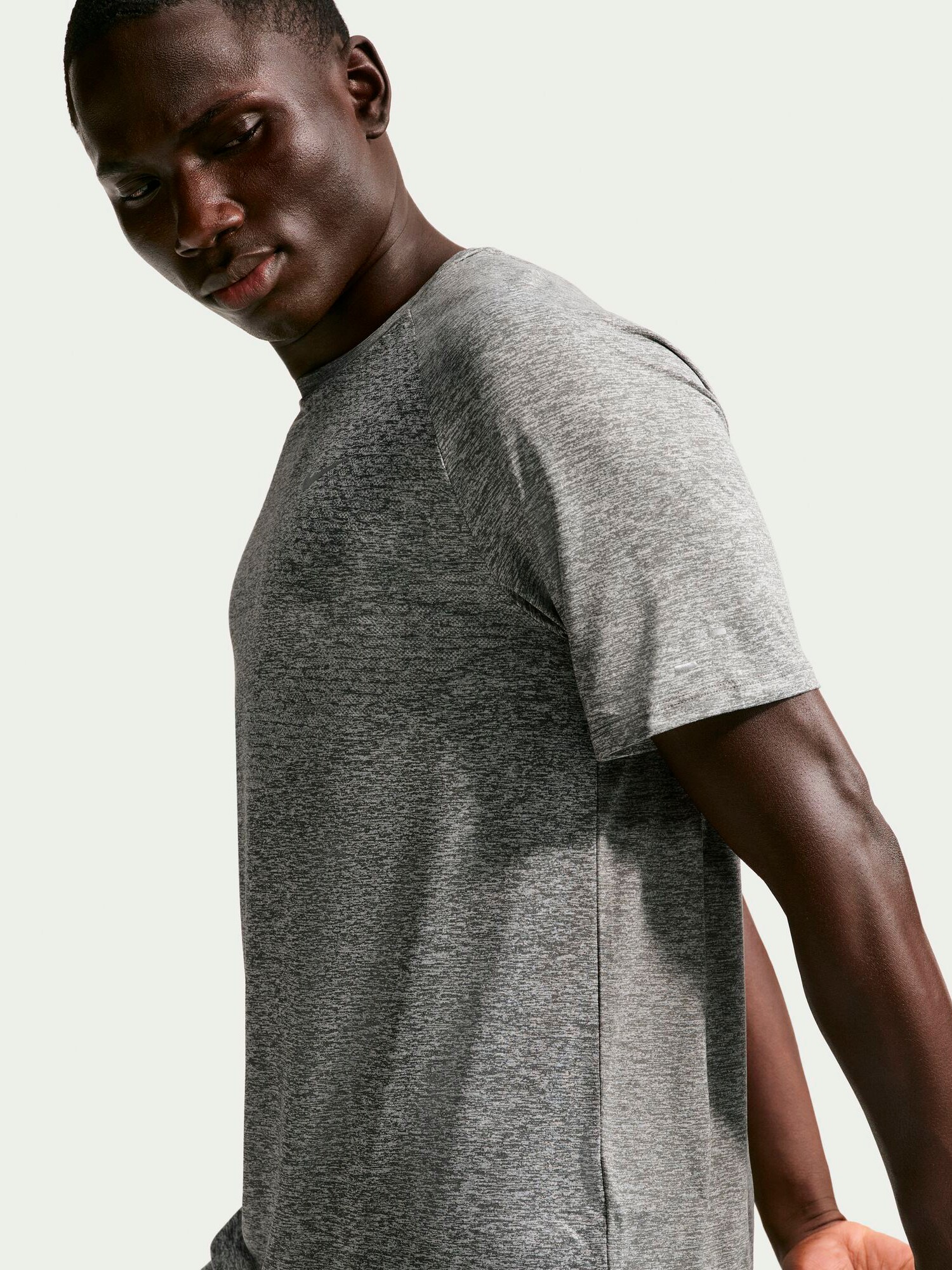 NIKE, M Nk Dfadv Stride Ss Top