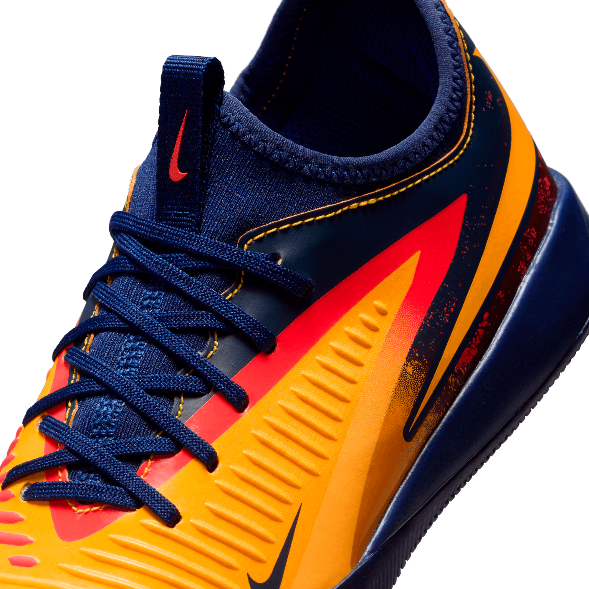 NIKE, Jr Phantom 6 Low Academy Ic Eh