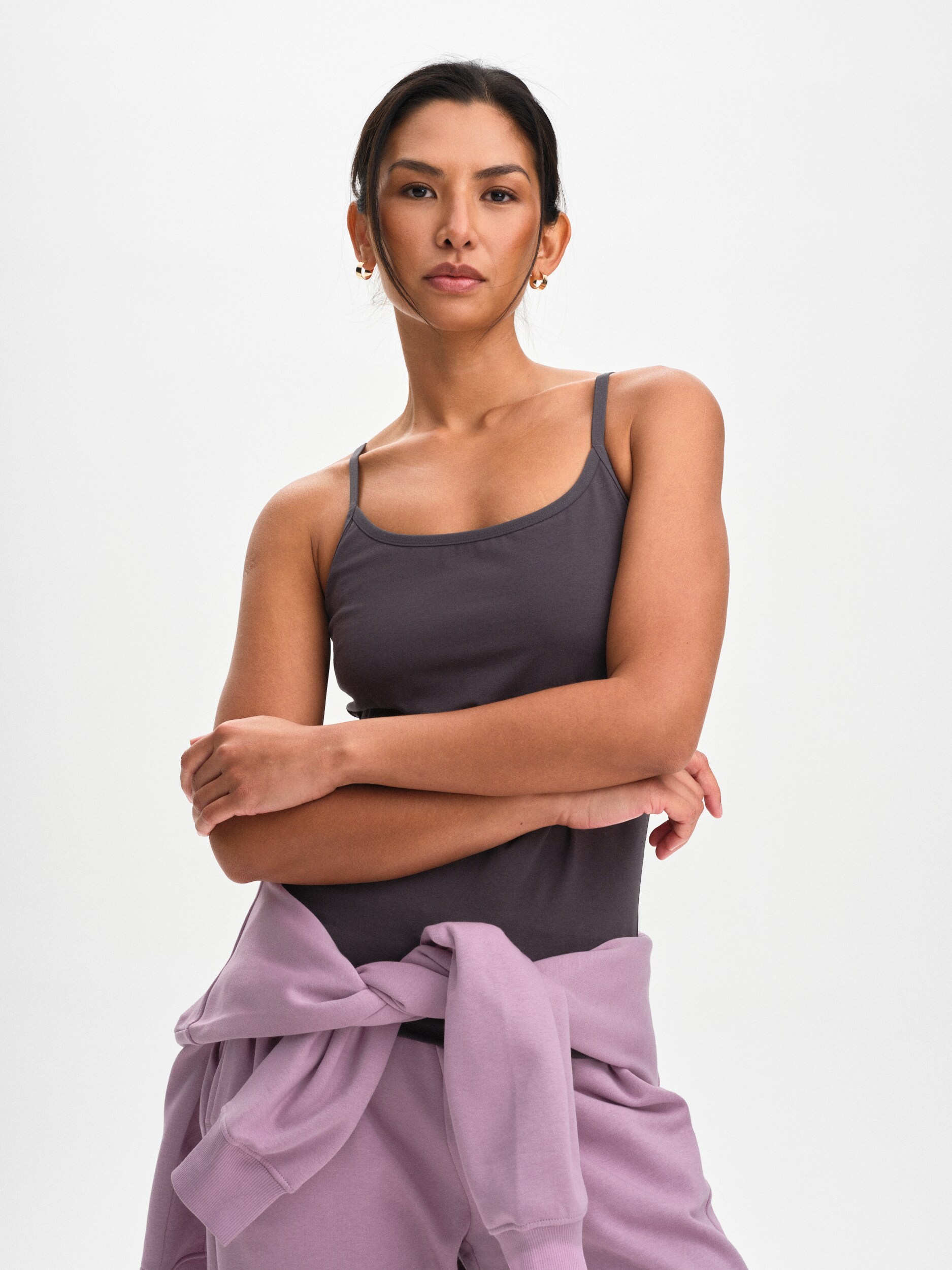 
SOC, 
W SLIM FIT STRAP SINGLET, 
Detail 1
