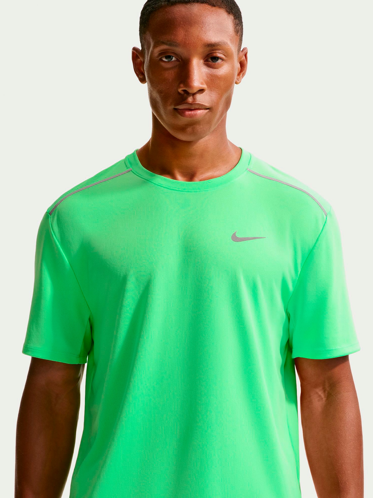 
NIKE, 
M NK DF UV MILER SS UV SHORT, 
Detail 1
