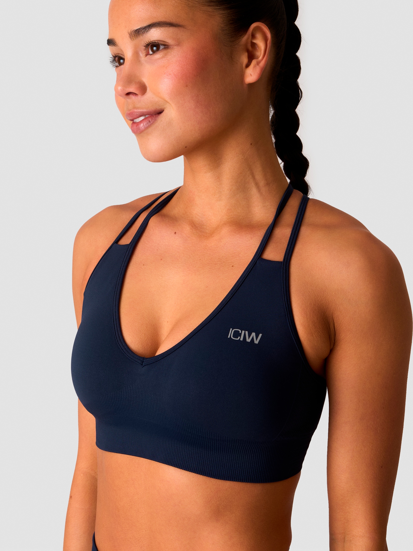 ICANIWILL, Define Seamless V-shape Sports Bra W