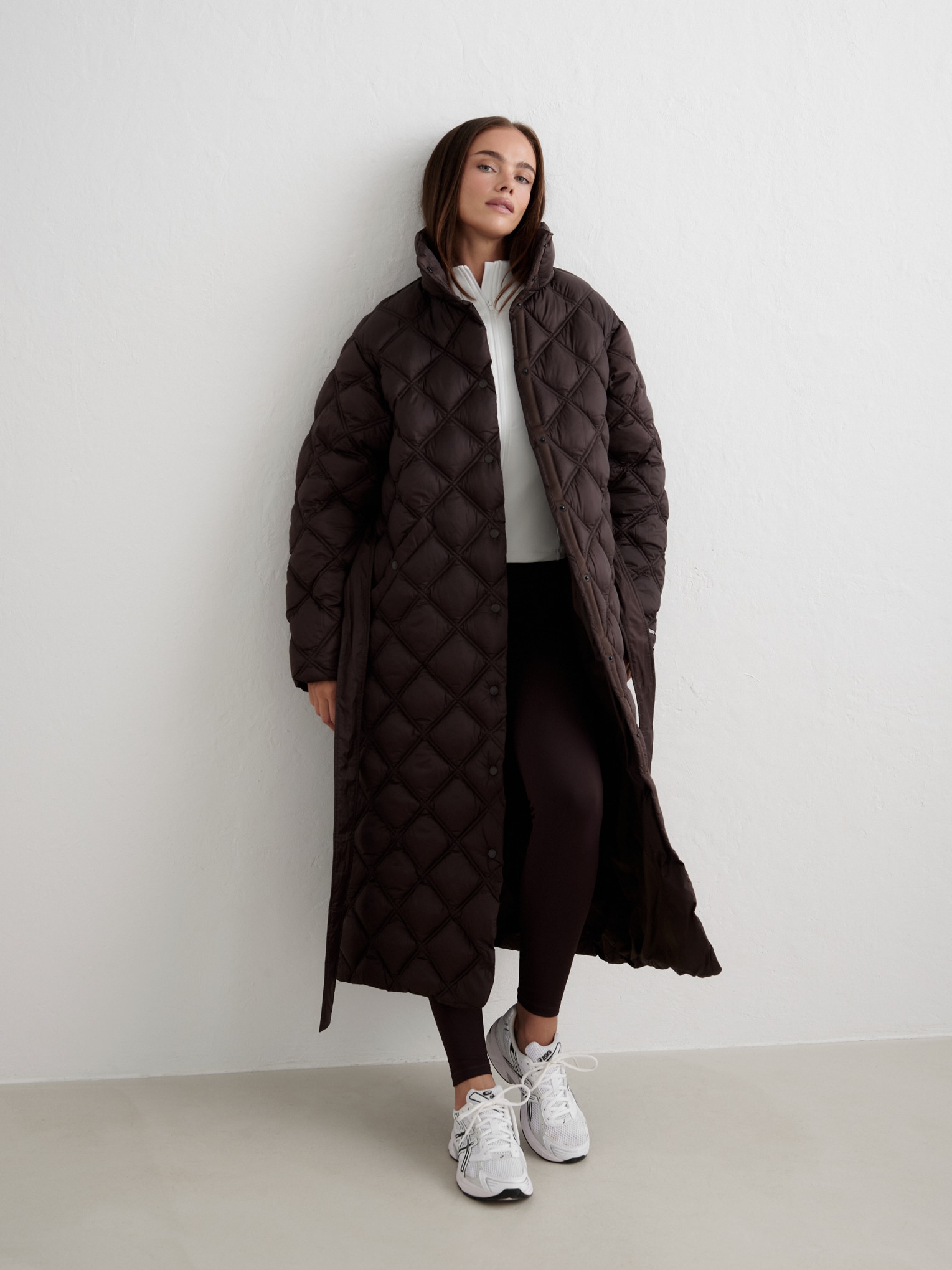 
AIM&acute;N, 
QUILTED COAT, 
Detail 1

