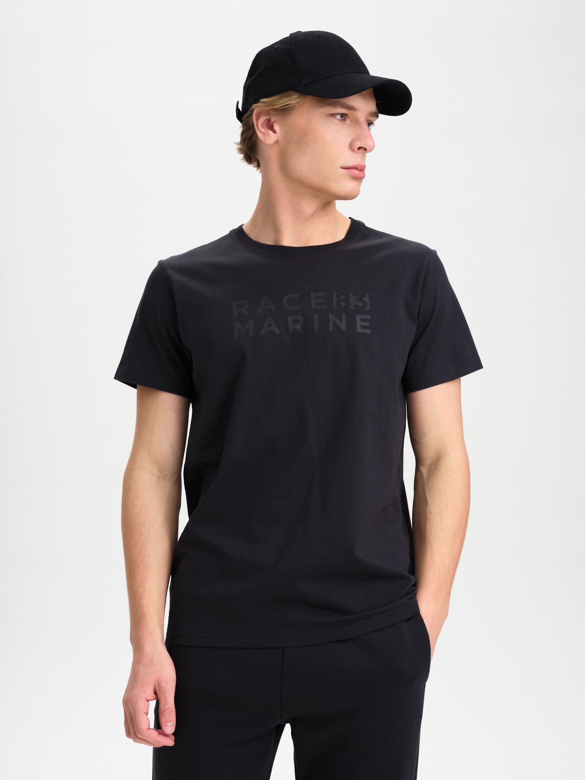 
RACE MARINE, 
M COAST TEE, 
Detail 1

