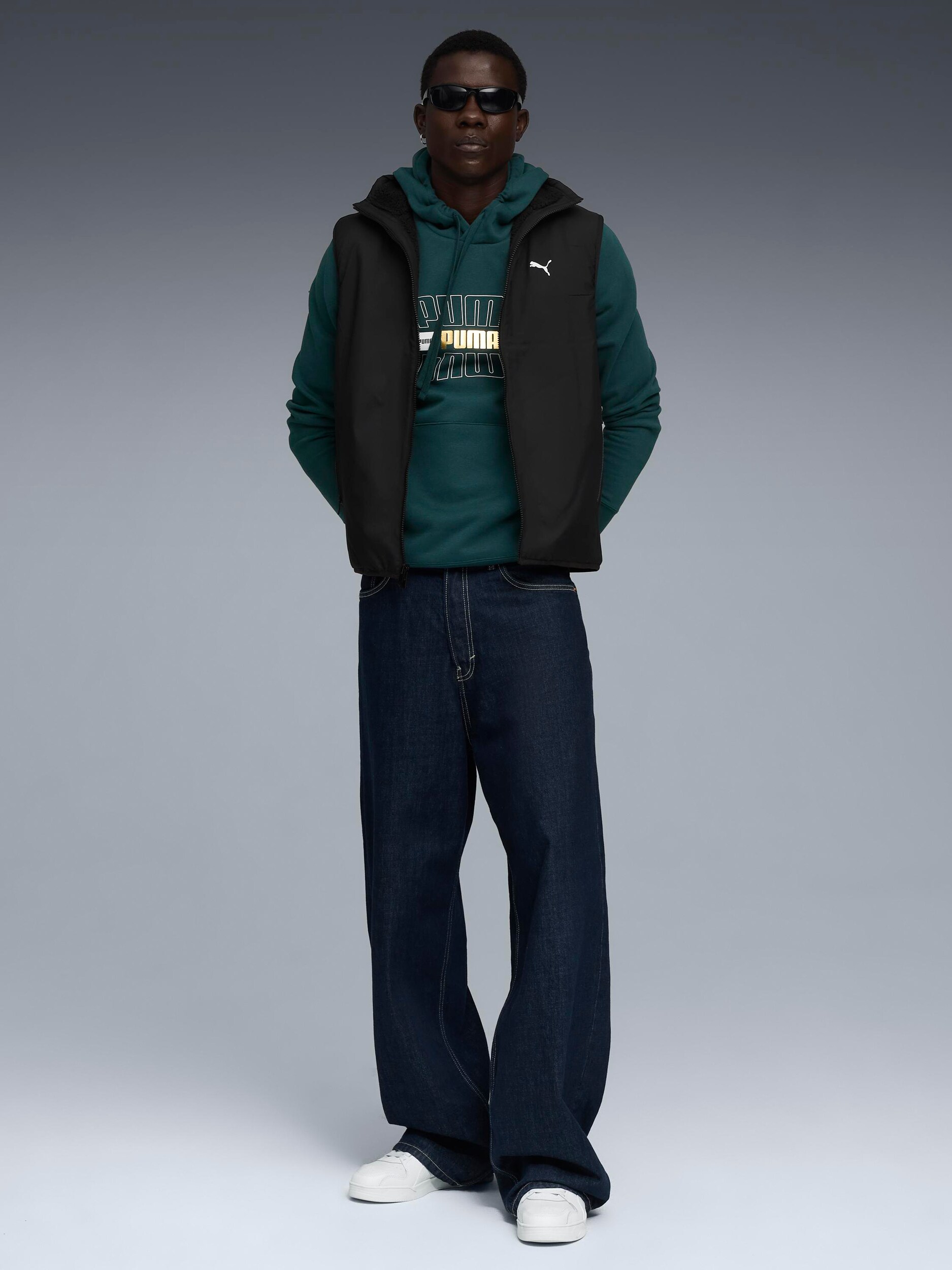 PUMA, Ess Logo Lab Holiday Hoodie  M