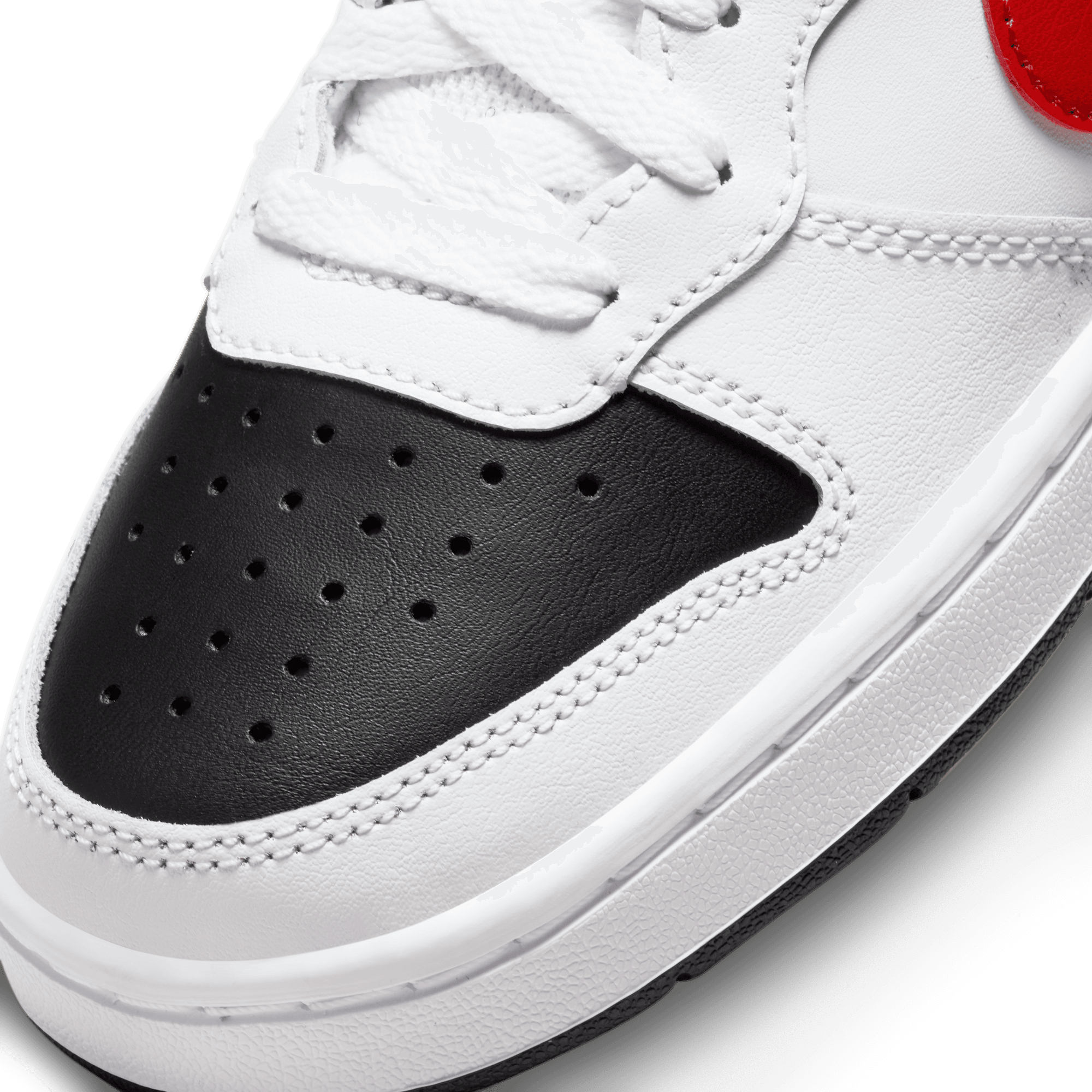 NIKE, J Court Borough Mid 2 Gs