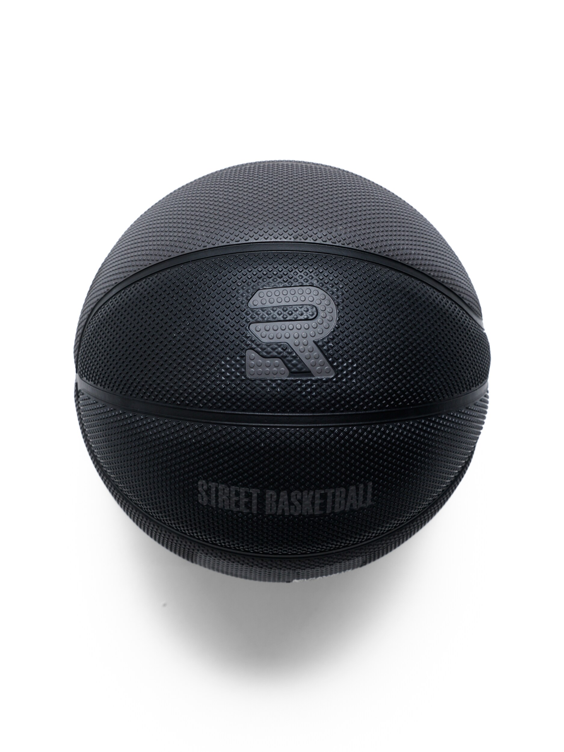 
REVOLUTION, 
STREET BALL, 
Detail 1
