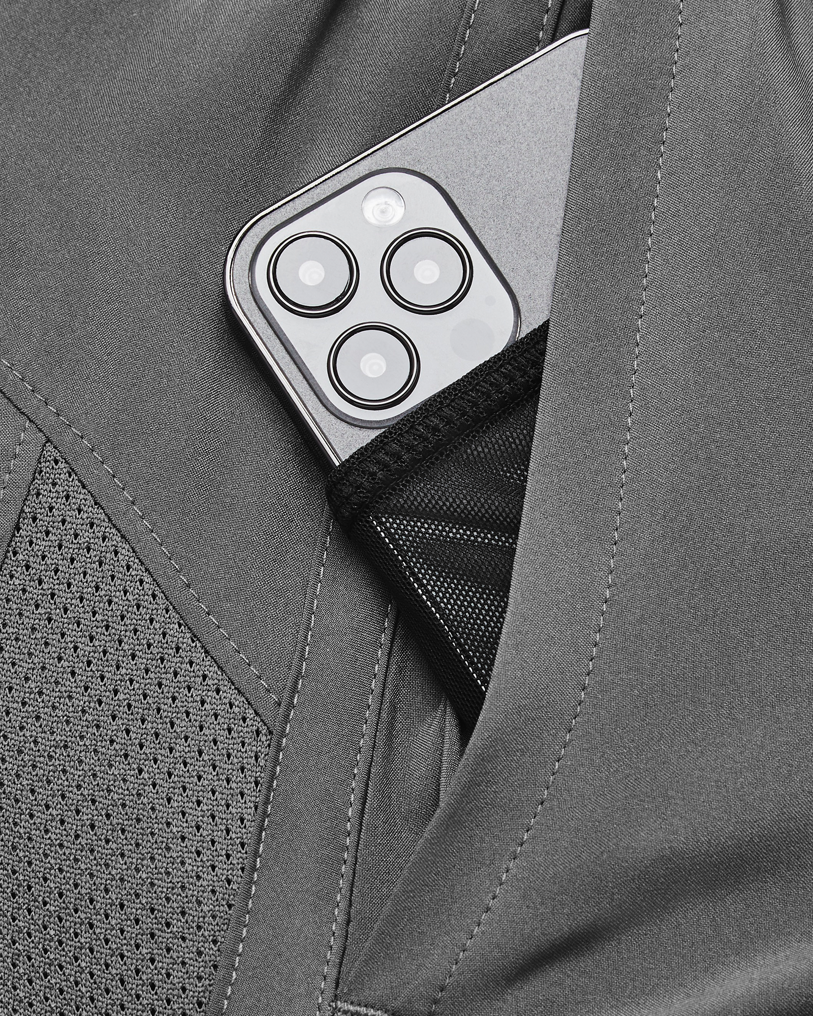 UNDER ARMOUR, M Ua Launch 7'' Unlined Shorts