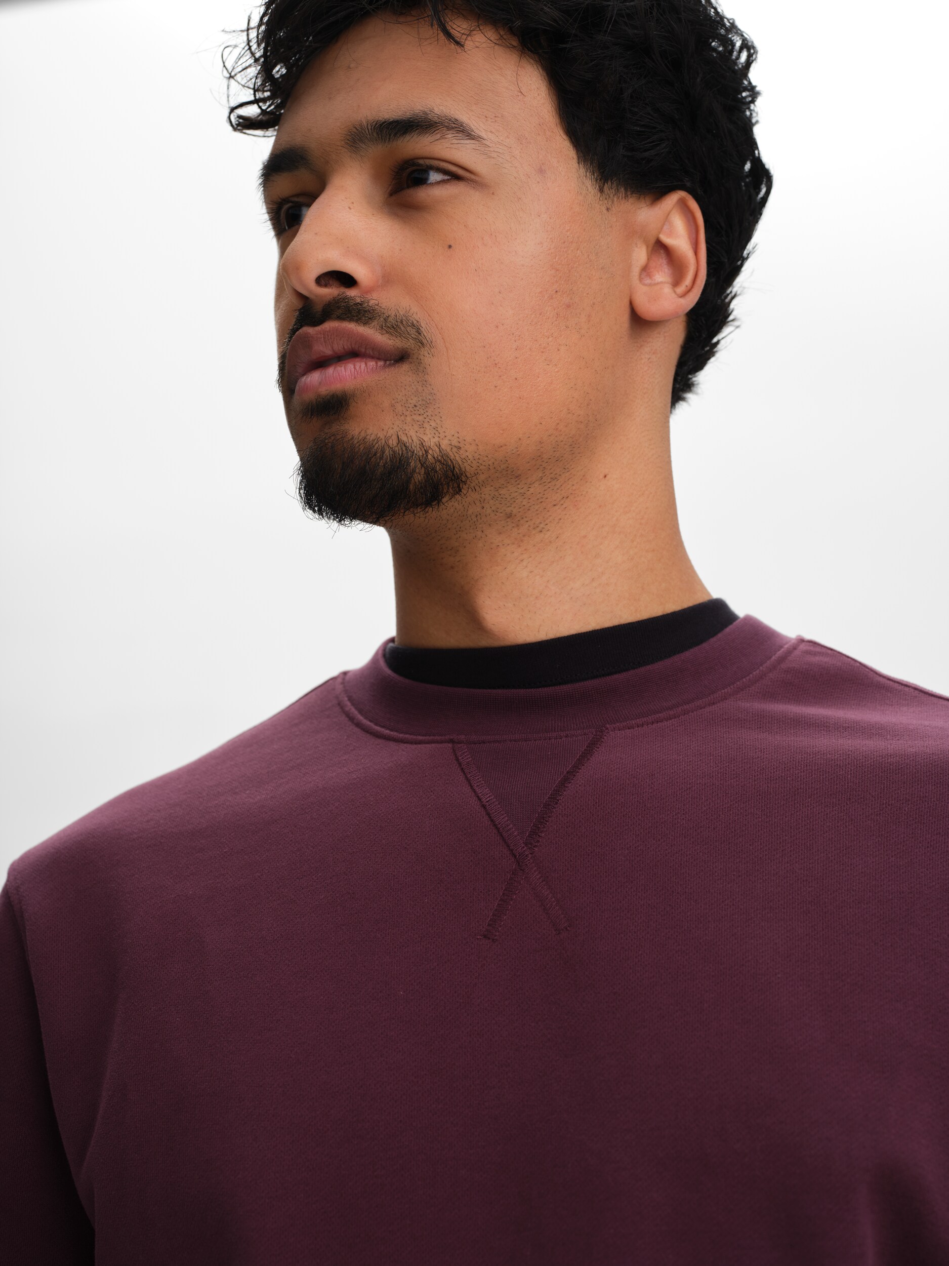 SOC, M Unbrushed Crew