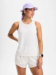 W RUN AIRY SINGLET - SOFT WHITE Model01 Small1x1