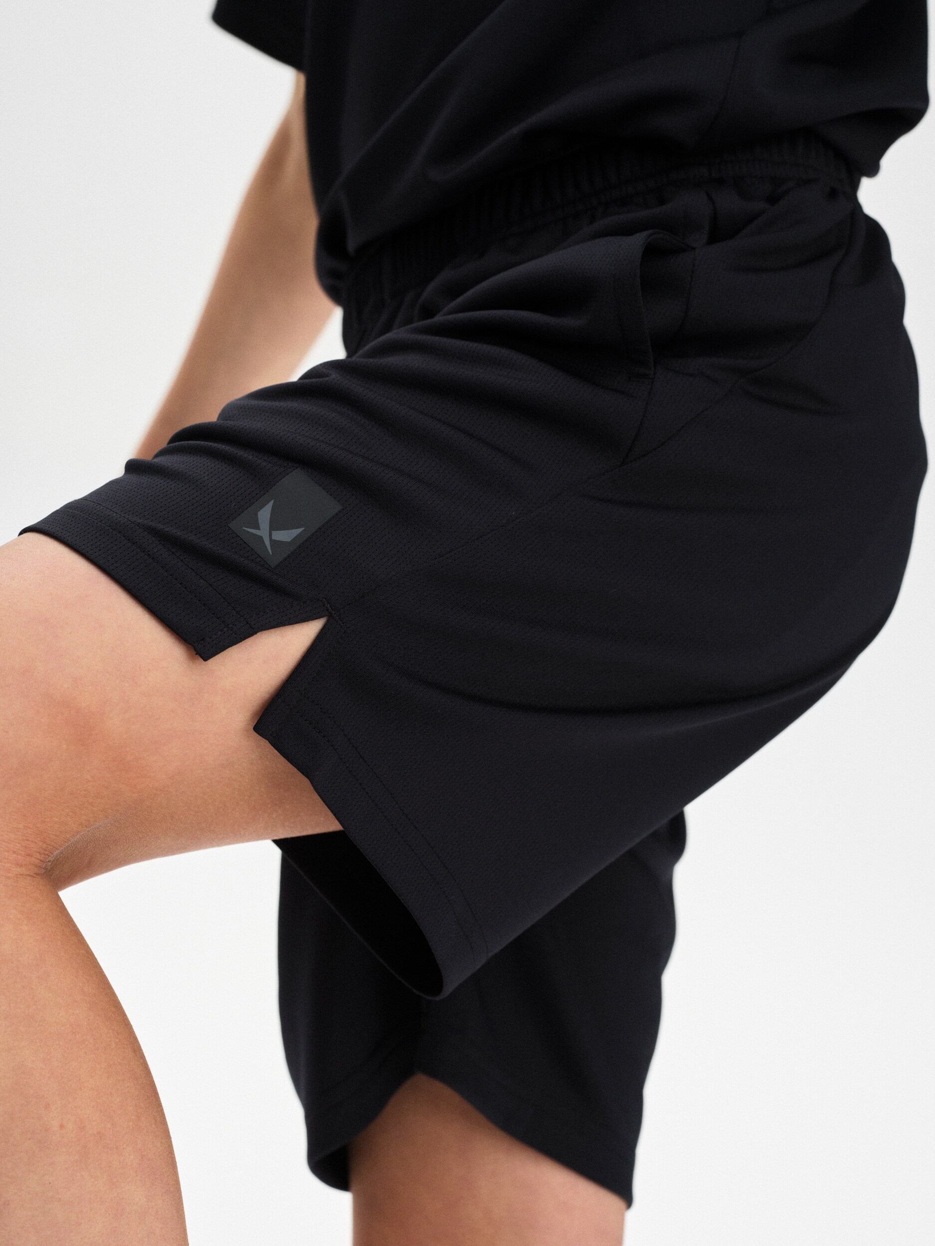 SOC, J LIGHT TRAIN SHORTS