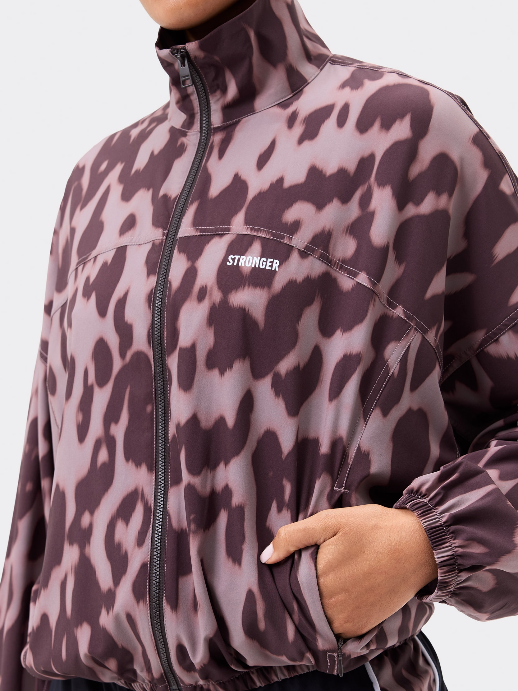 STRONGER, W BREEZY WOVEN JACKET