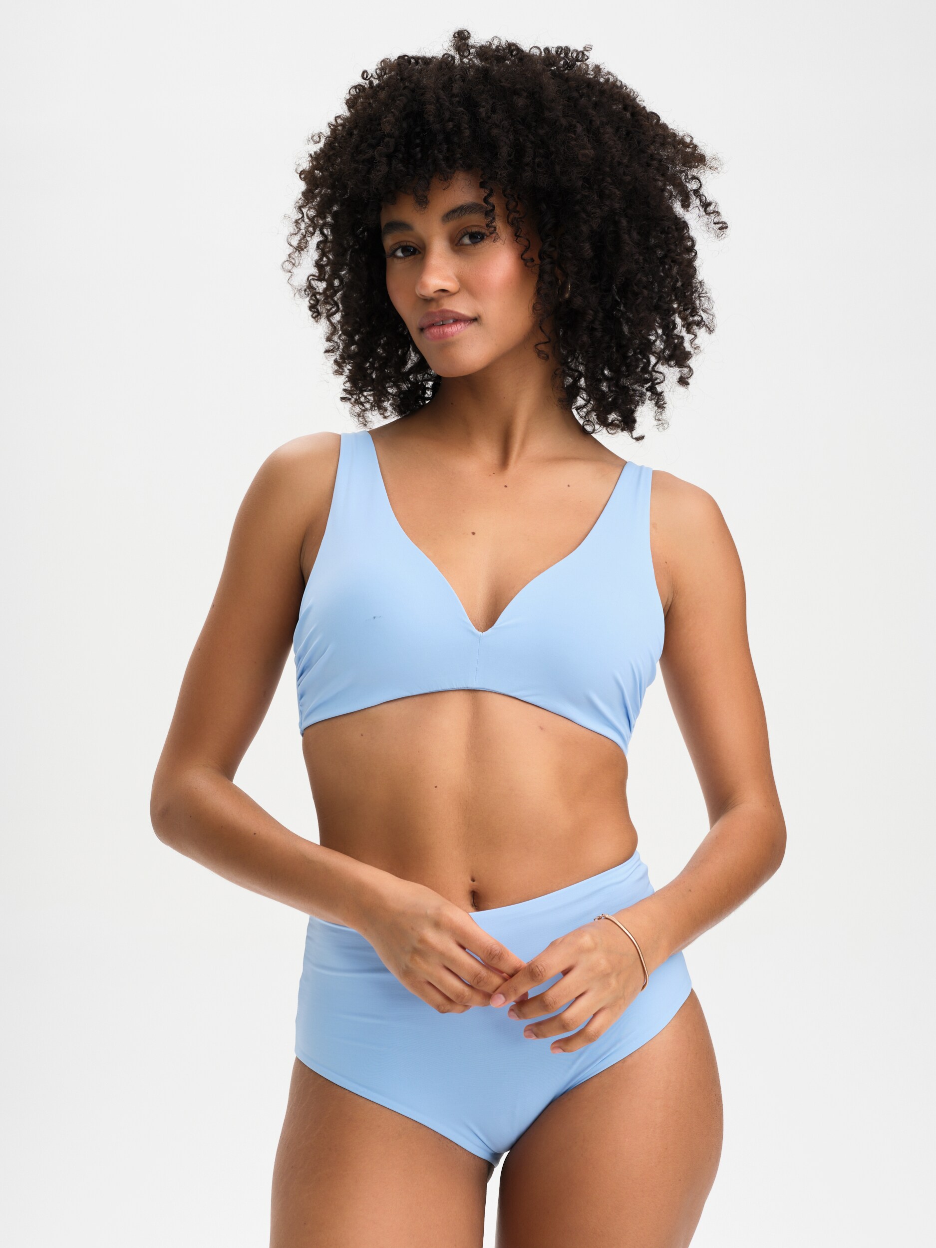 
SOC, 
W Beach High Brief, 
Detail 1
