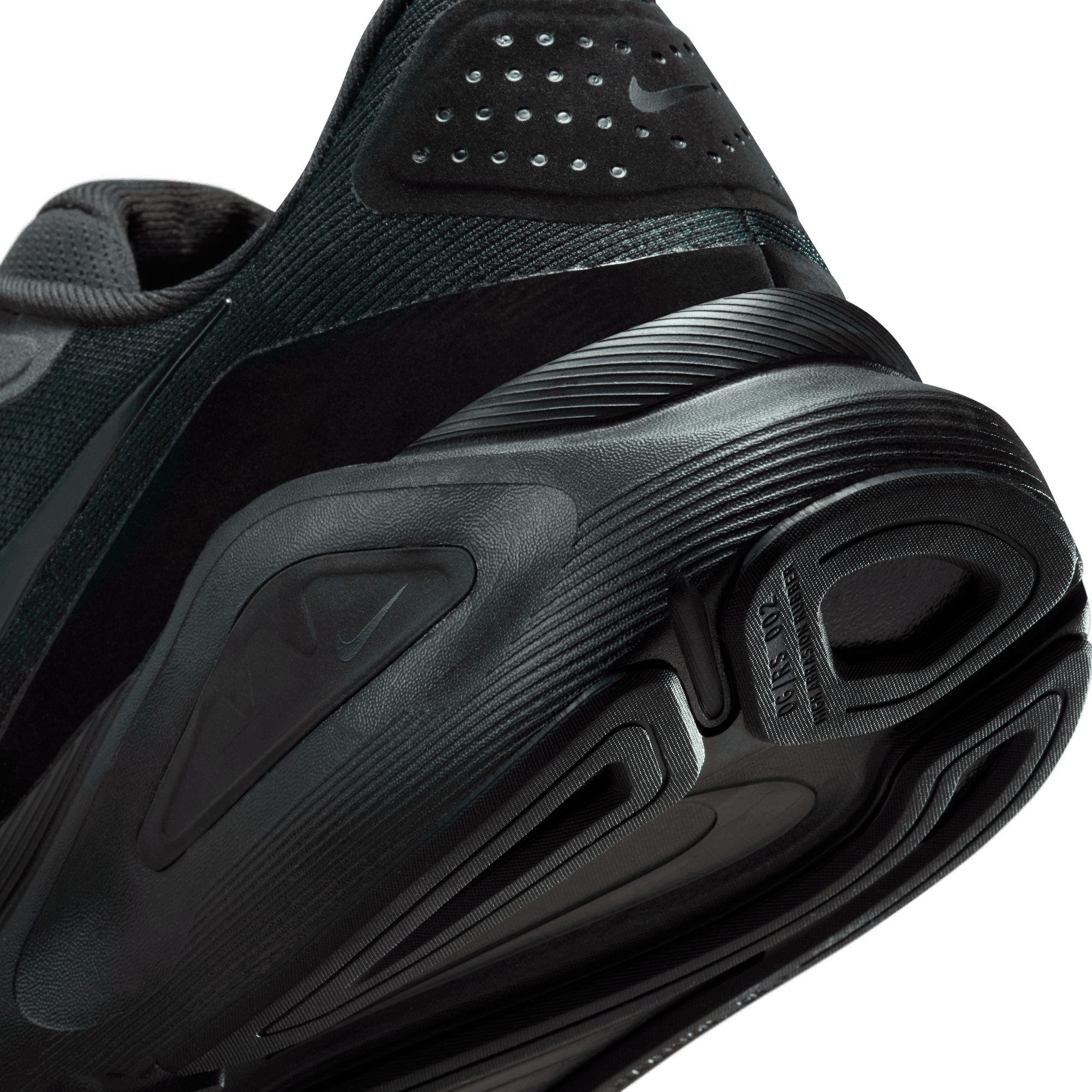 NIKE, M Structure 26