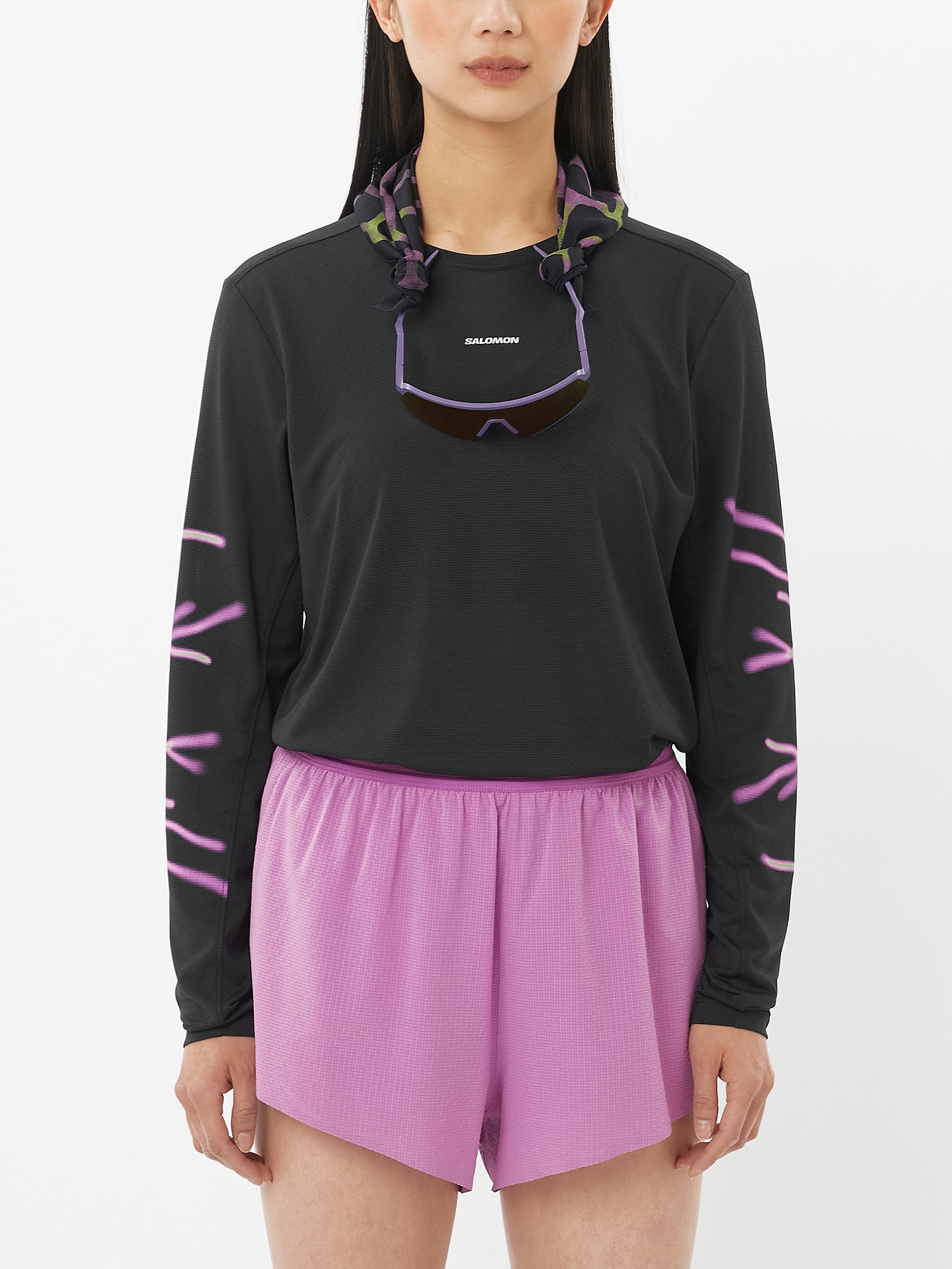 
SALOMON, 
SHAKEOUT CORE GRAPHIC LS TEE W, 
Detail 1
