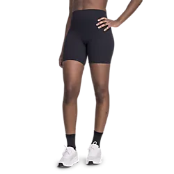 W Soft Fitness Shorts - Black Model01 Small1x1