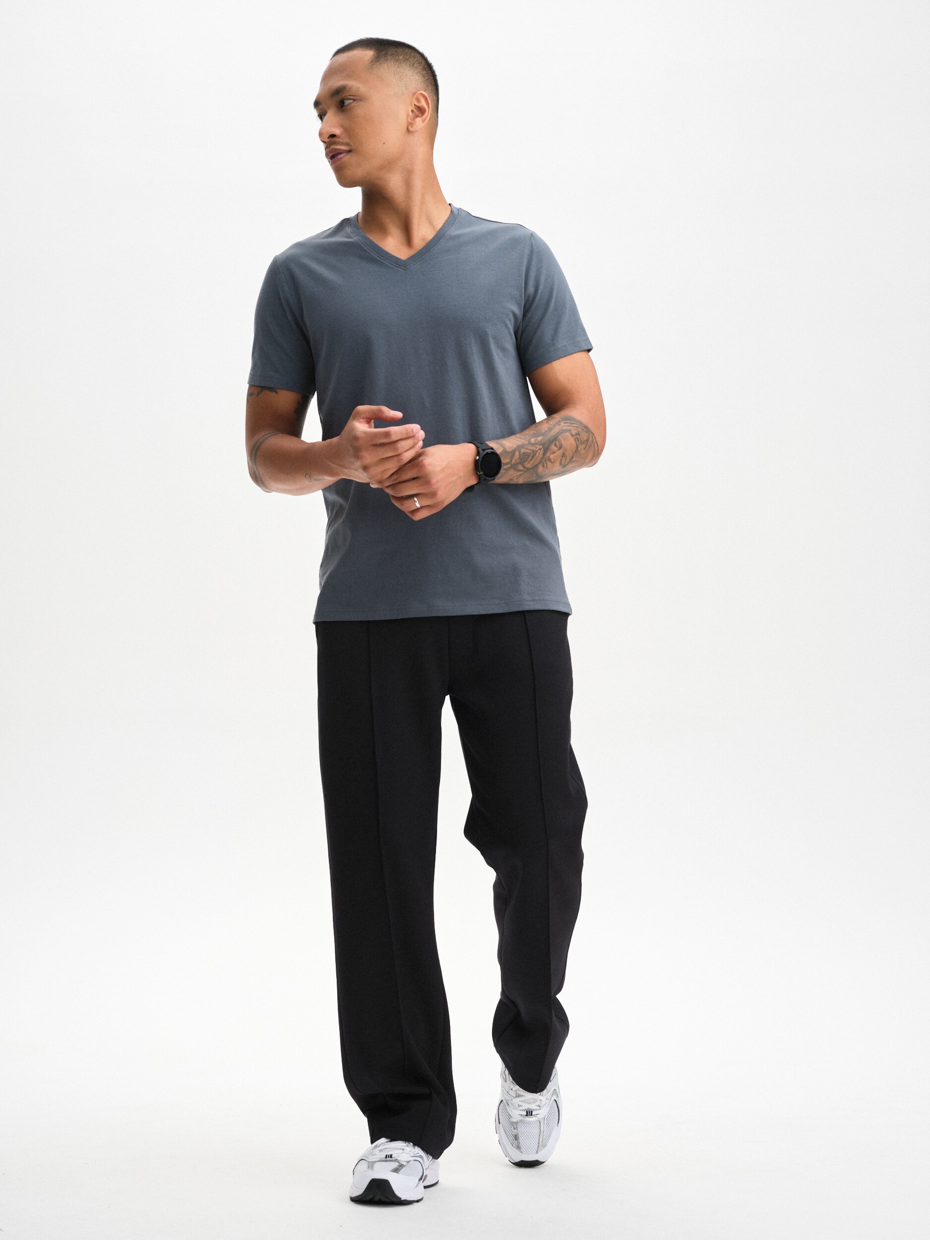 SOC, M SLIM FIT V-NECK TEE