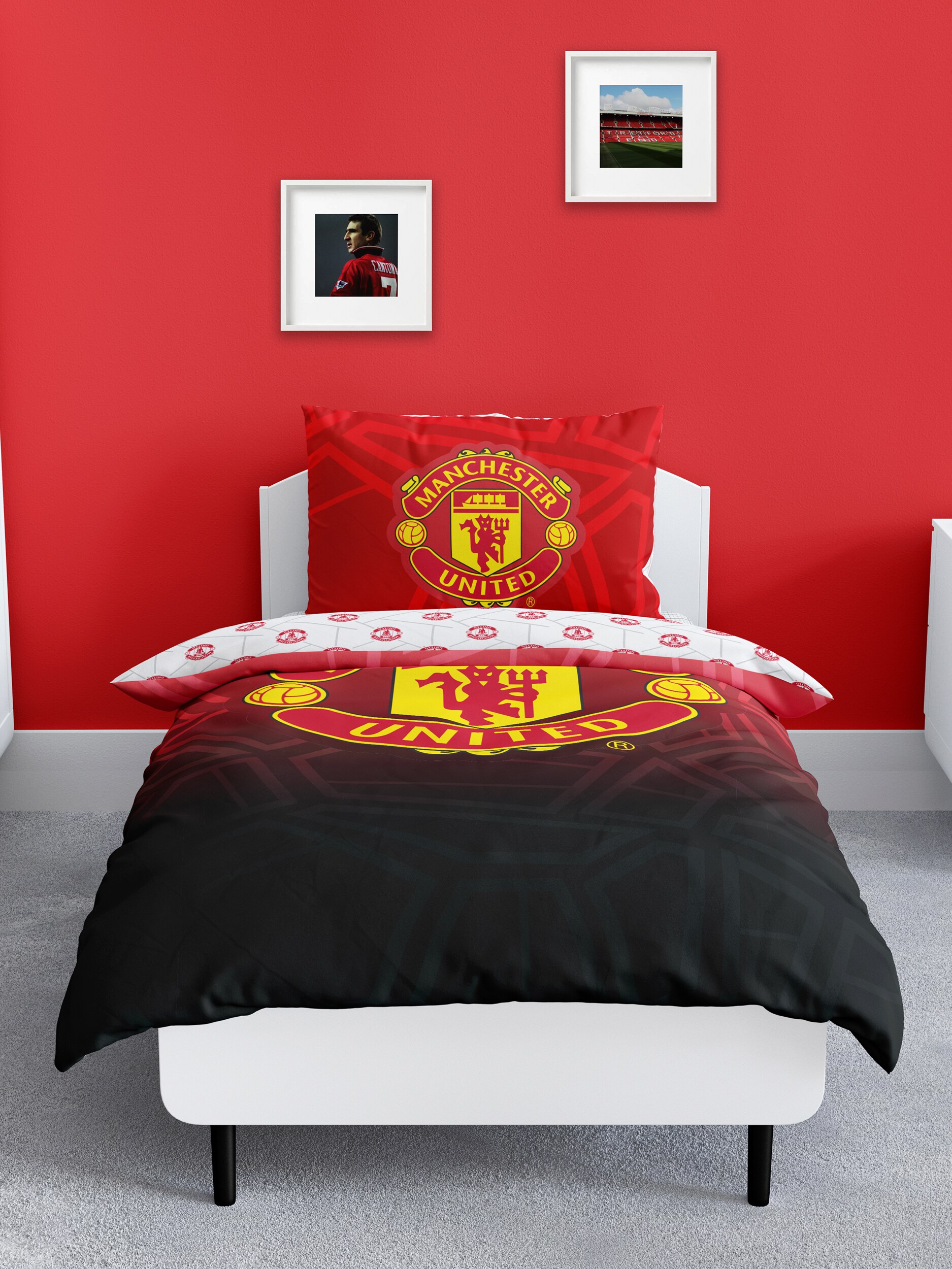 BJ&Ouml;RNA, BEDSET MANCHESTER UNITED