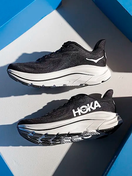 400838104103 HOKA  W Clifton 10 400838104103 HOKA W Clifton 10  Model01 Detail