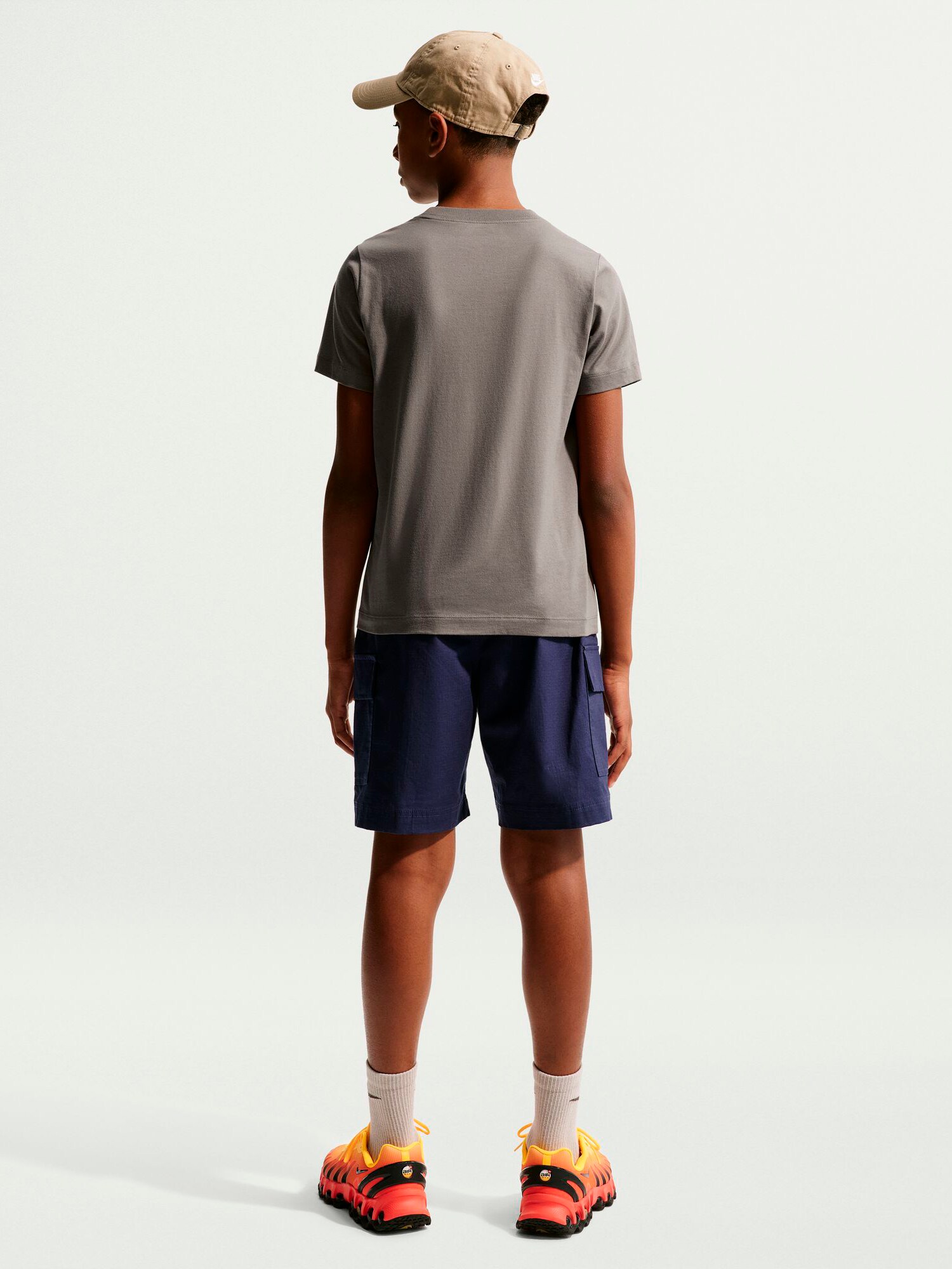 NIKE, J Nsw Tee Emb Futura Ss