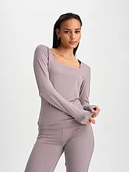 W Soft Square Longsleeve - PURPLE DOVE Model01 Small1x1