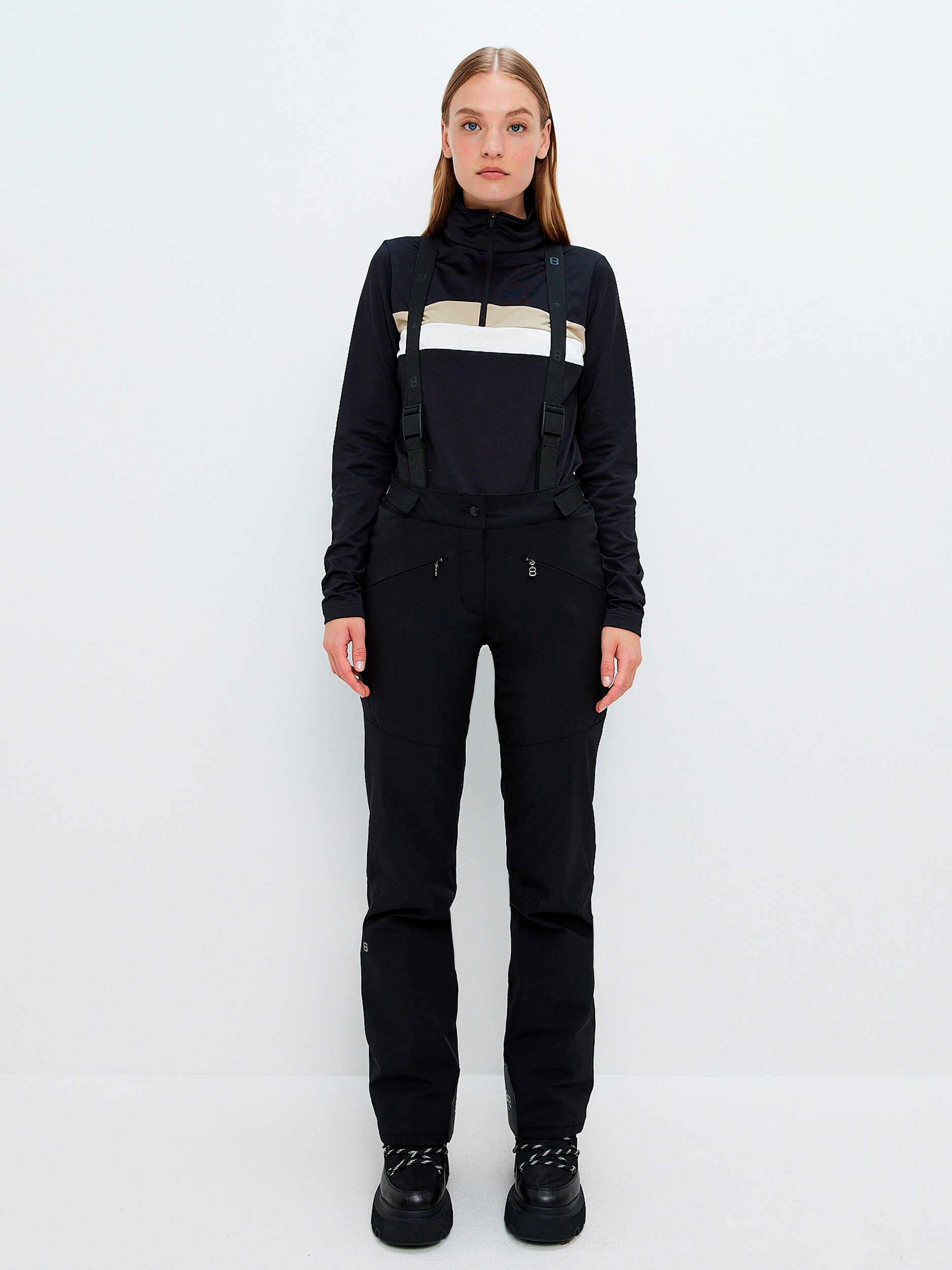 
8848 ALTITUDE, 
Sofie W Pant, 
Detail 1
