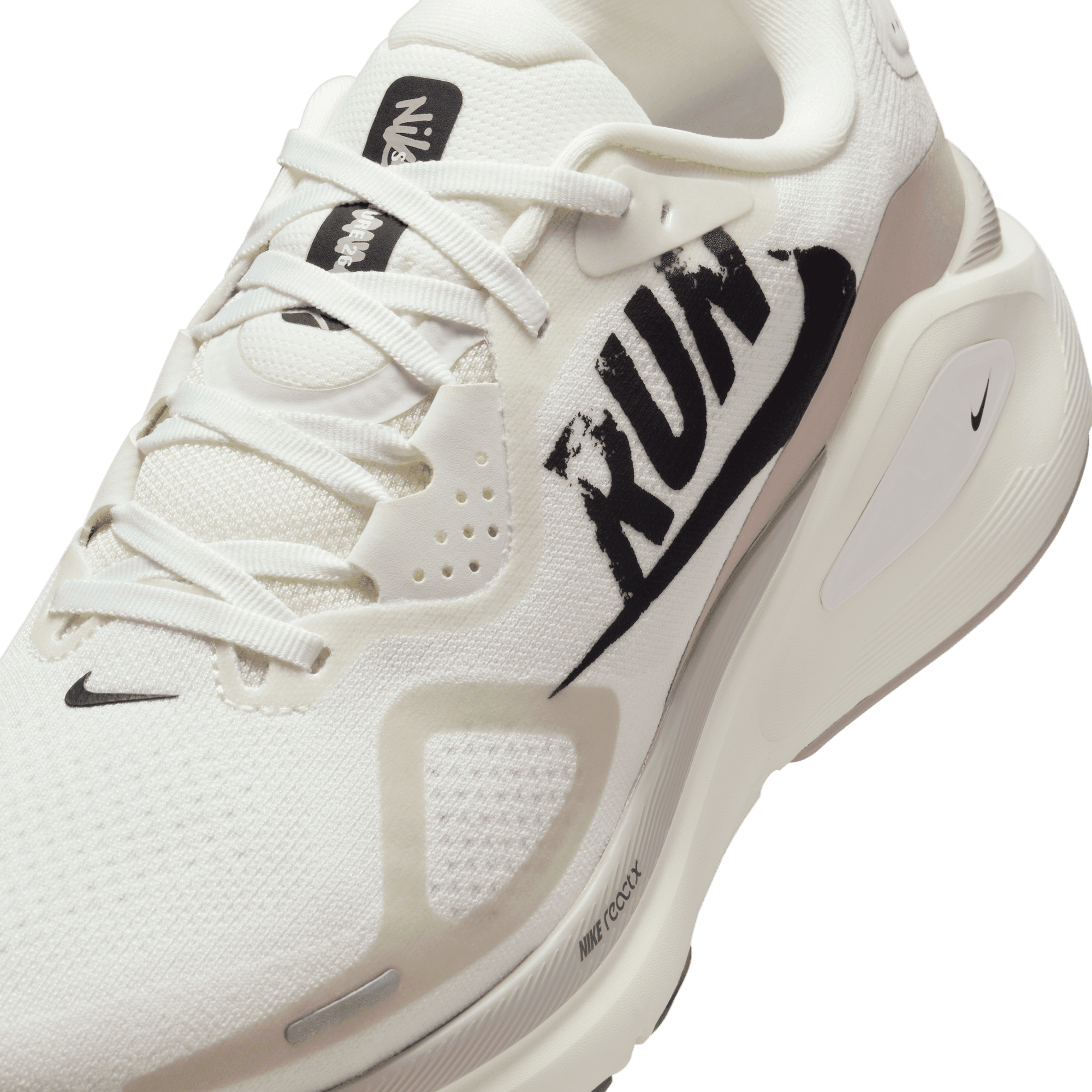 NIKE, M Structure 26