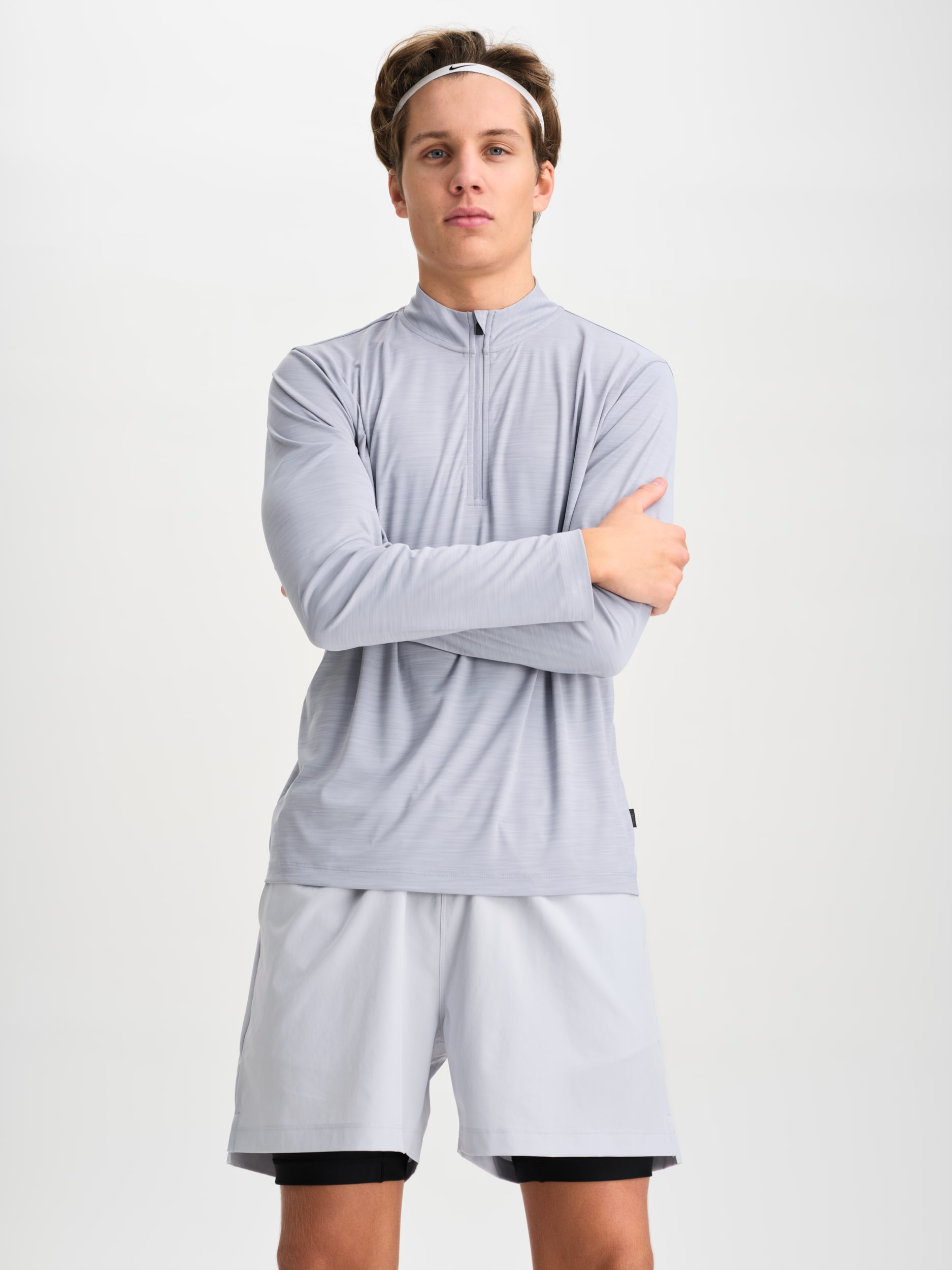 
SOC, 
M TRAIN HALFZIP, 
Detail 1
